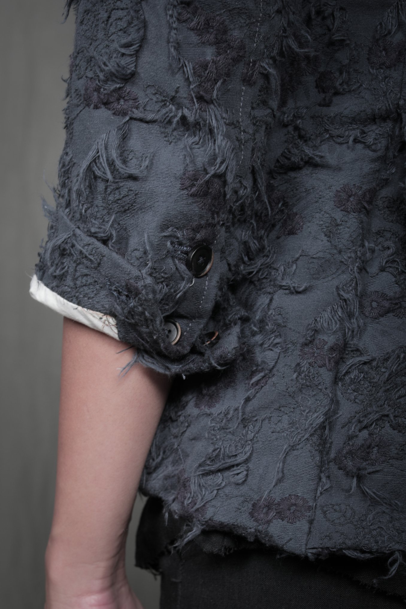AM - SS2023 - MENS LOOKBOOK-806 2.jpg