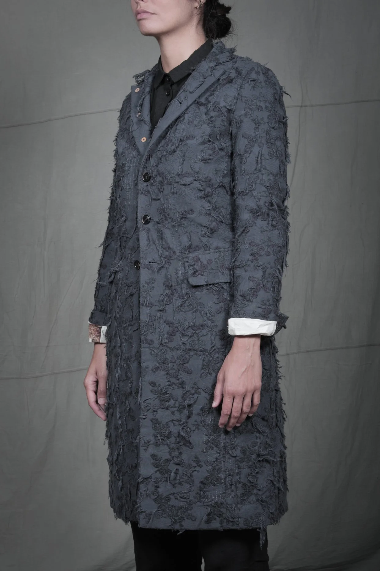 AM - SS2023 - MENS LOOKBOOK-812 2.jpg