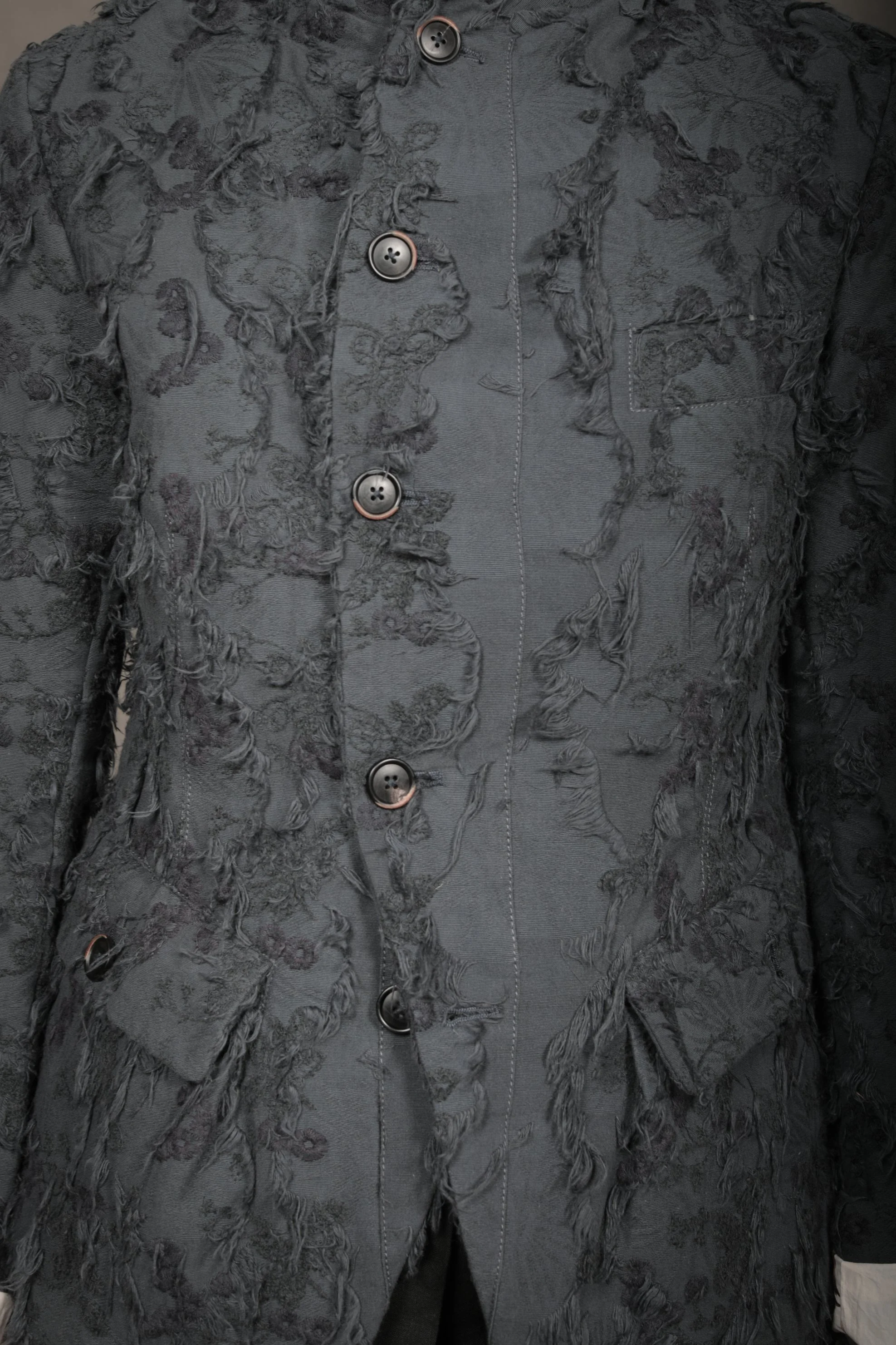 AM - SS2023 - MENS LOOKBOOK-836 2.jpg