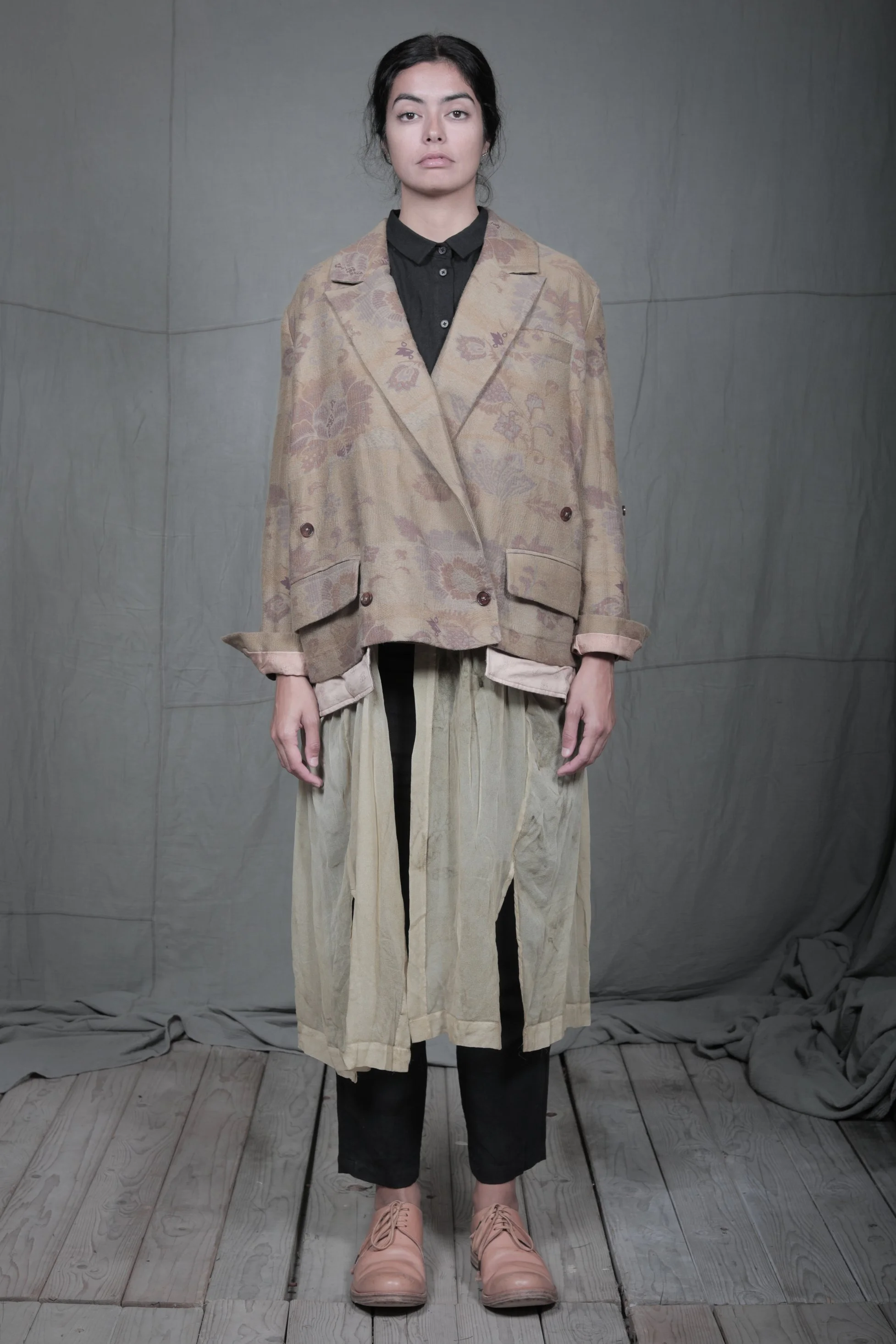 AM - SS2023 - MENS LOOKBOOK-846 2.jpg