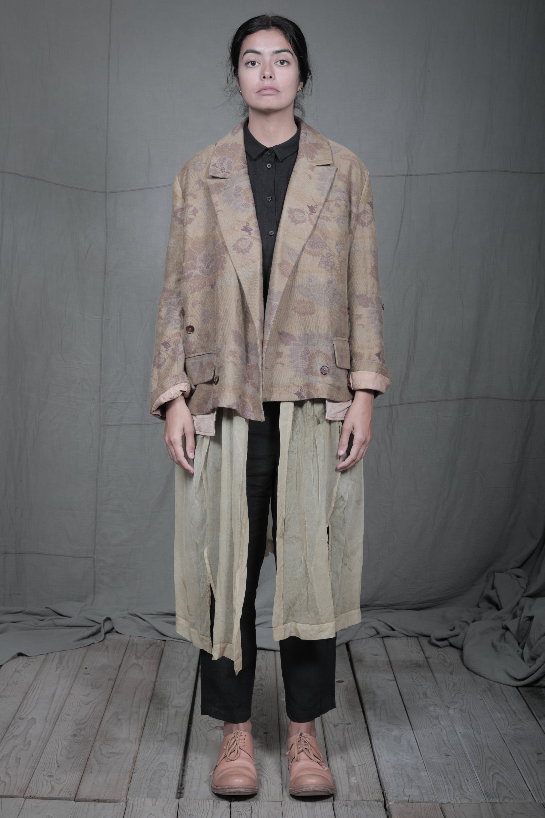 AM - SS2023 - MENS LOOKBOOK-861 2.jpg