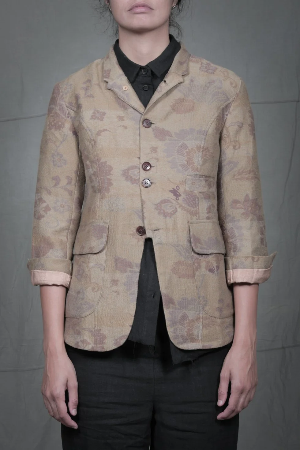 AM - SS2023 - MENS LOOKBOOK-863 2.jpg