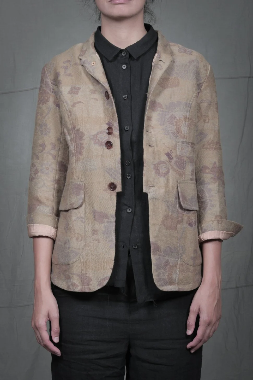 AM - SS2023 - MENS LOOKBOOK-878 2.jpg