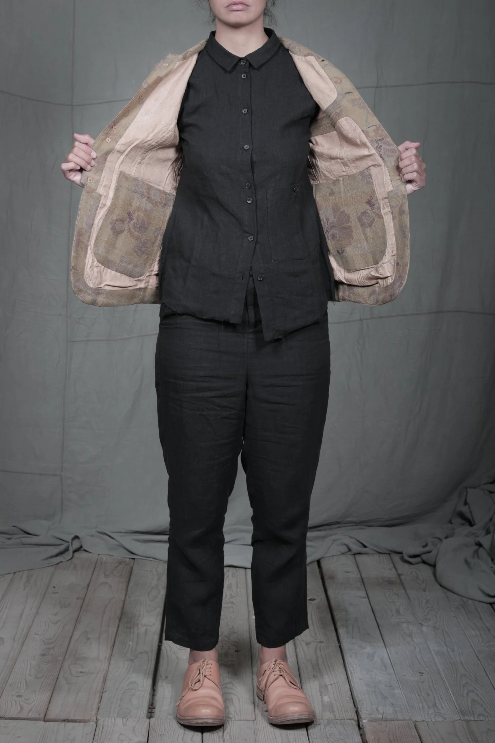 AM - SS2023 - MENS LOOKBOOK-874 2.jpg