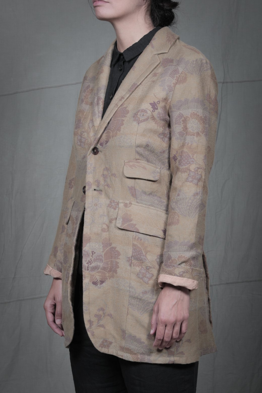 AM - SS2023 - MENS LOOKBOOK-881 2.jpg