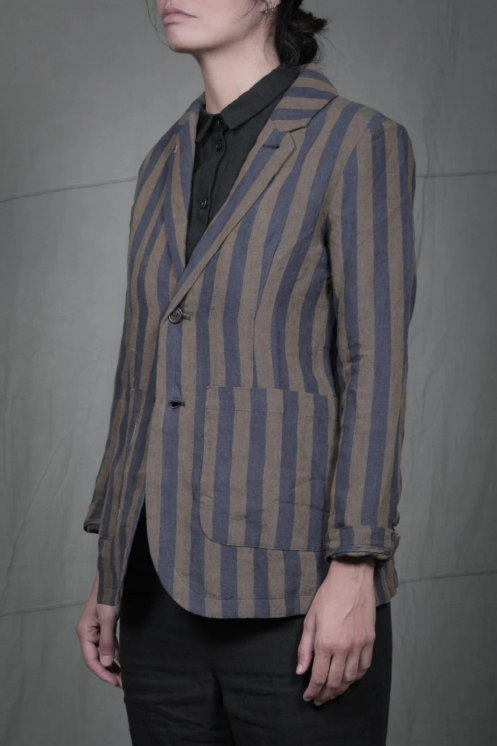 AM - SS2023 - MENS LOOKBOOK-891 2.jpg