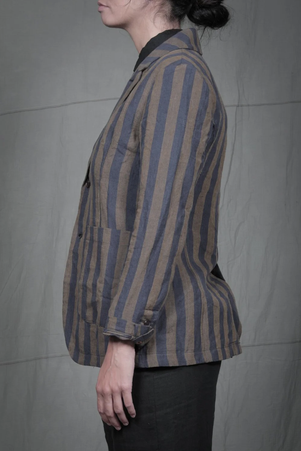 AM - SS2023 - MENS LOOKBOOK-892 2.jpg
