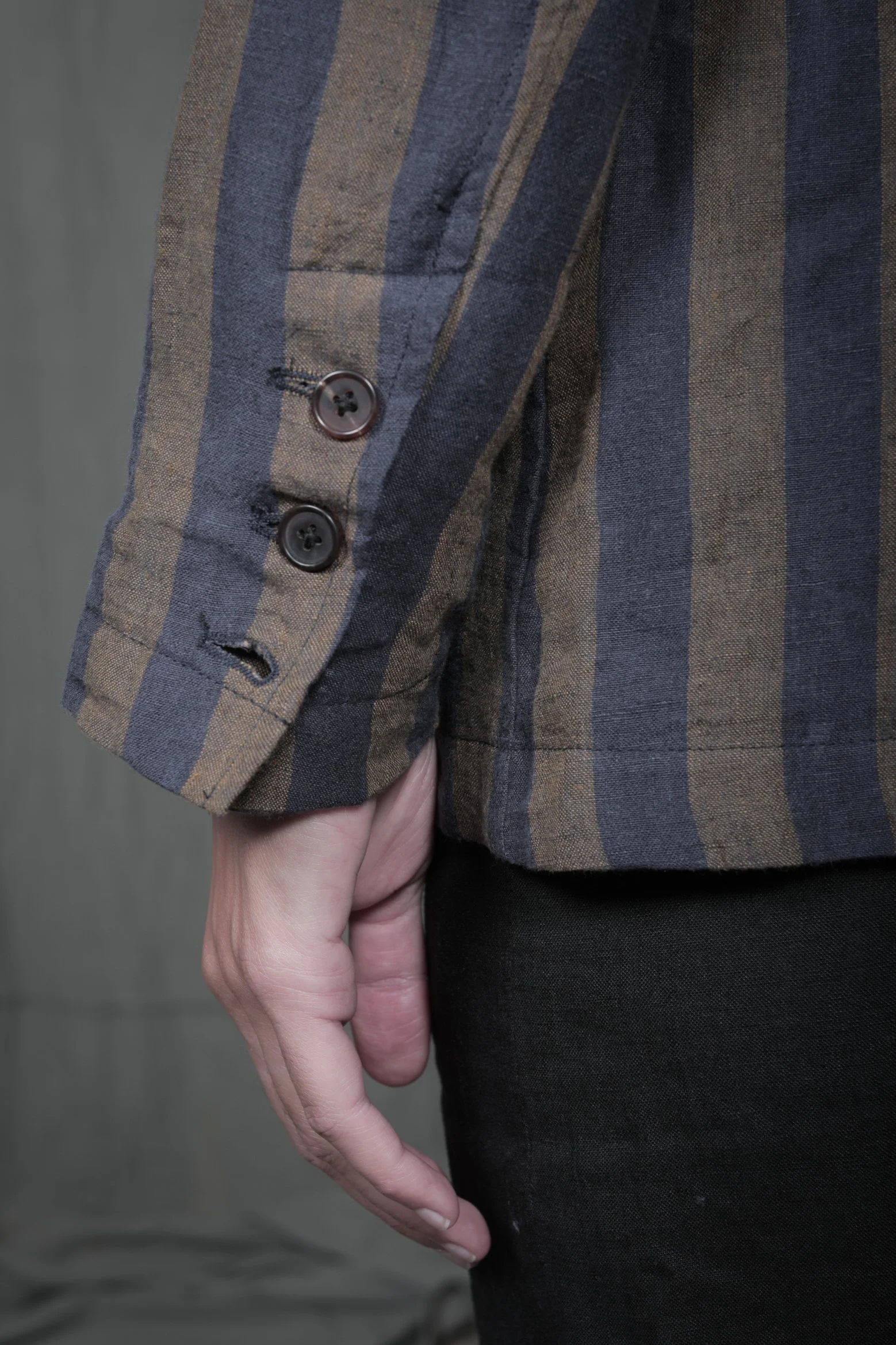 AM - SS2023 - MENS LOOKBOOK-896 2.jpg