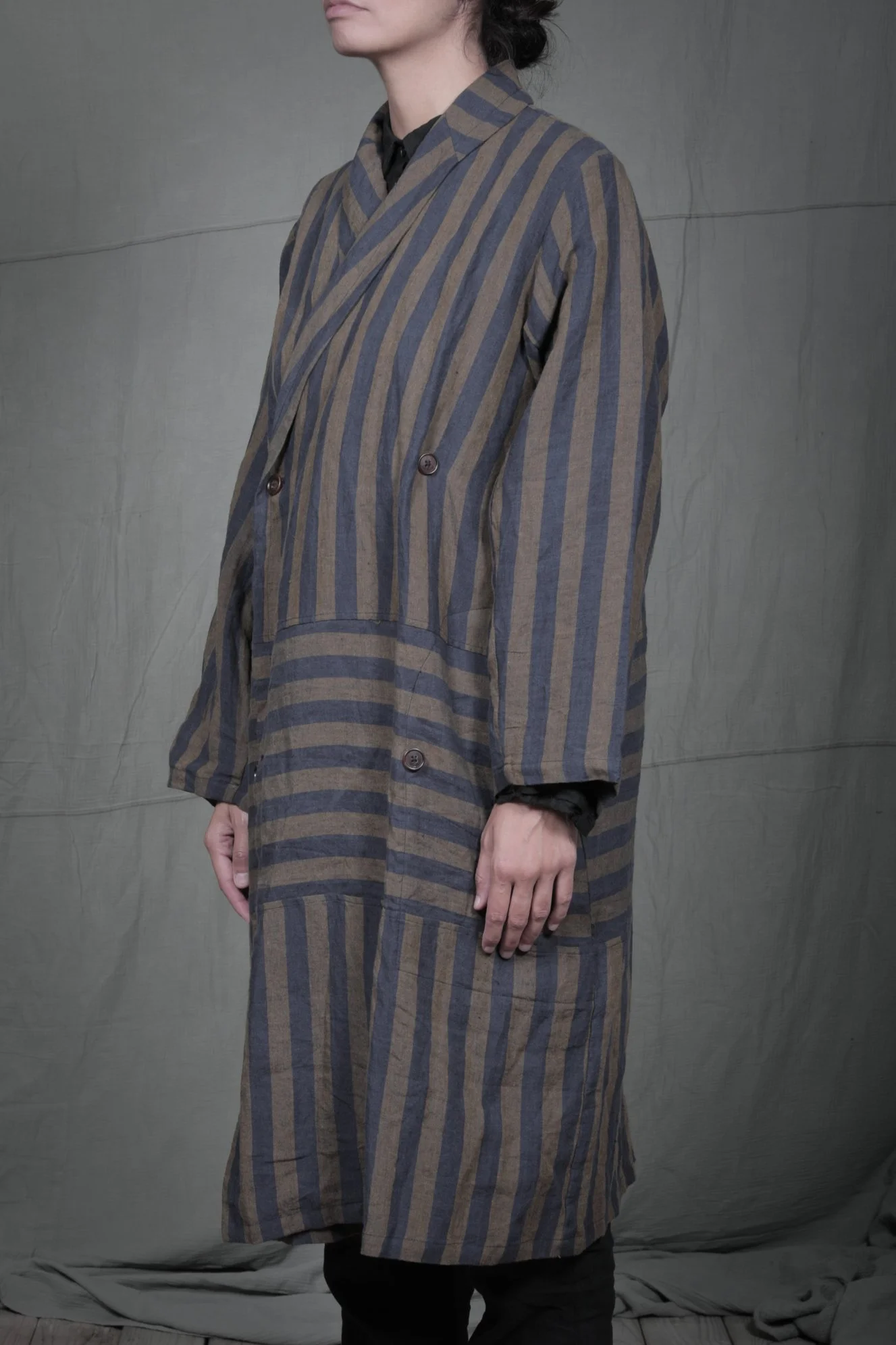 AM - SS2023 - MENS LOOKBOOK-902 2.jpg