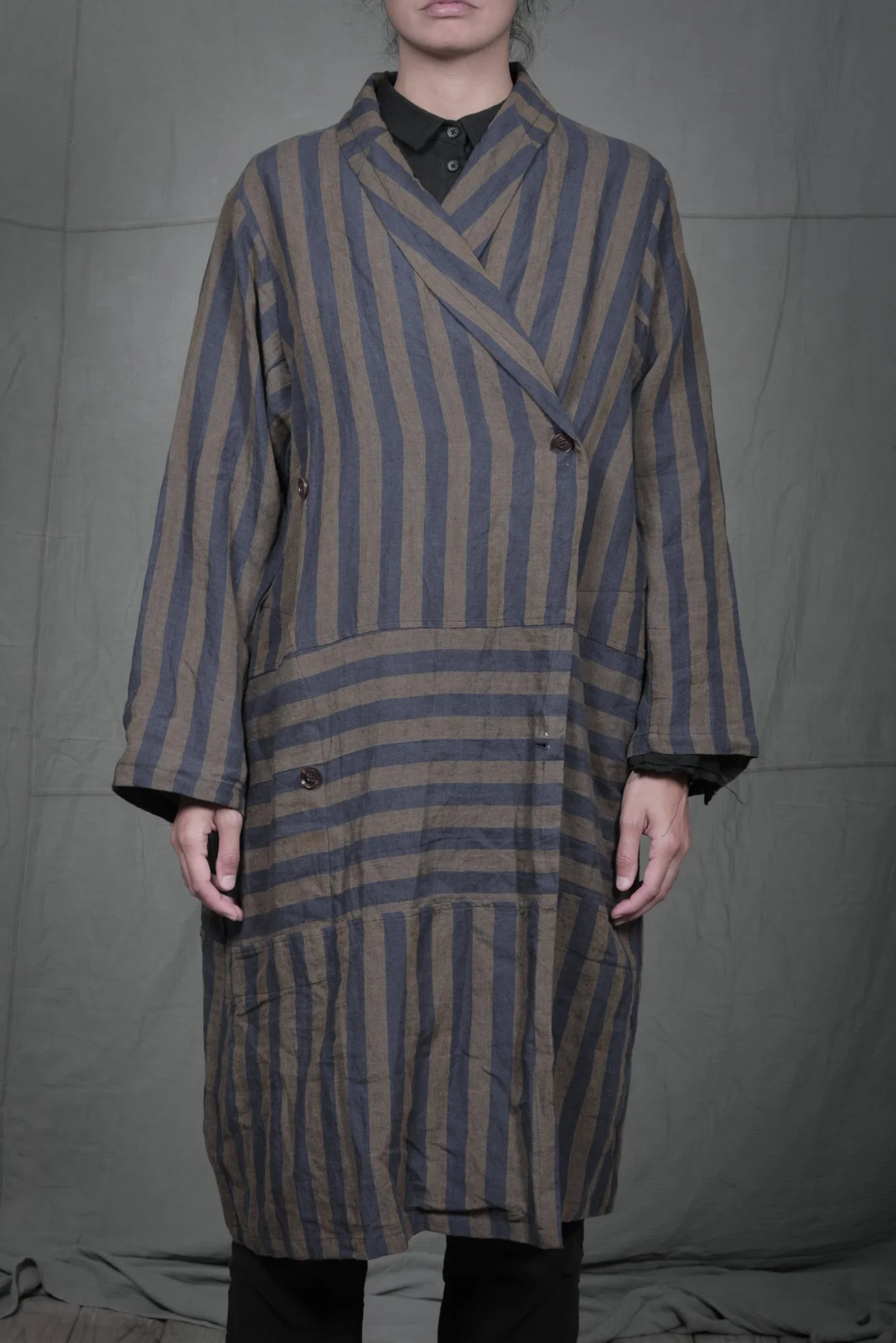 AM - SS2023 - MENS LOOKBOOK-907 2.jpg