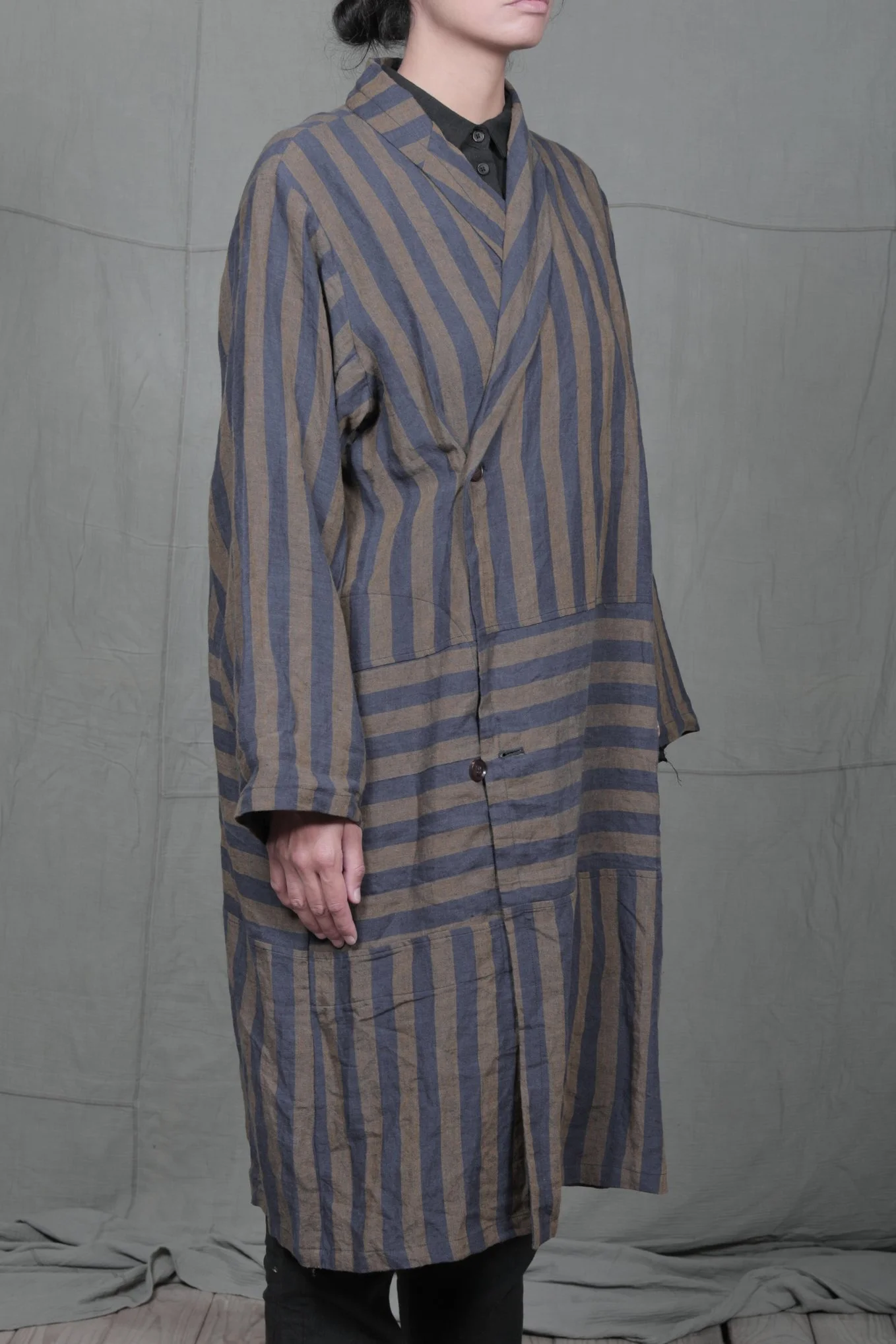 AM - SS2023 - MENS LOOKBOOK-905 2.jpg