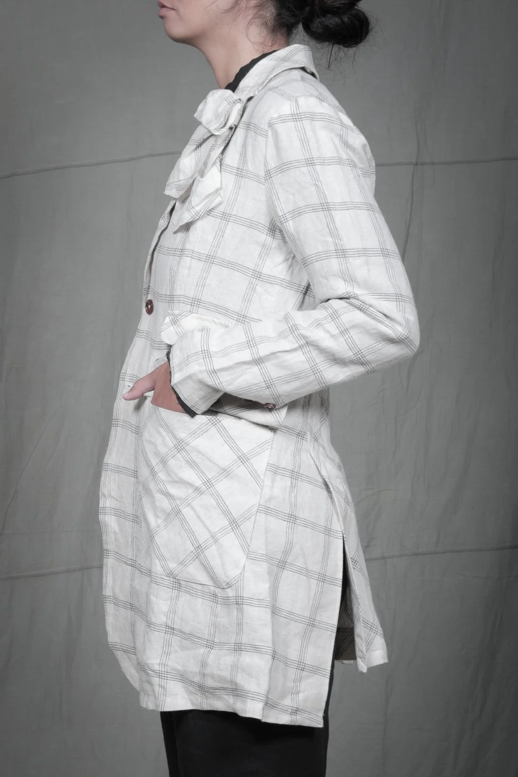 AM - SS2023 - MENS LOOKBOOK-911 2.jpg