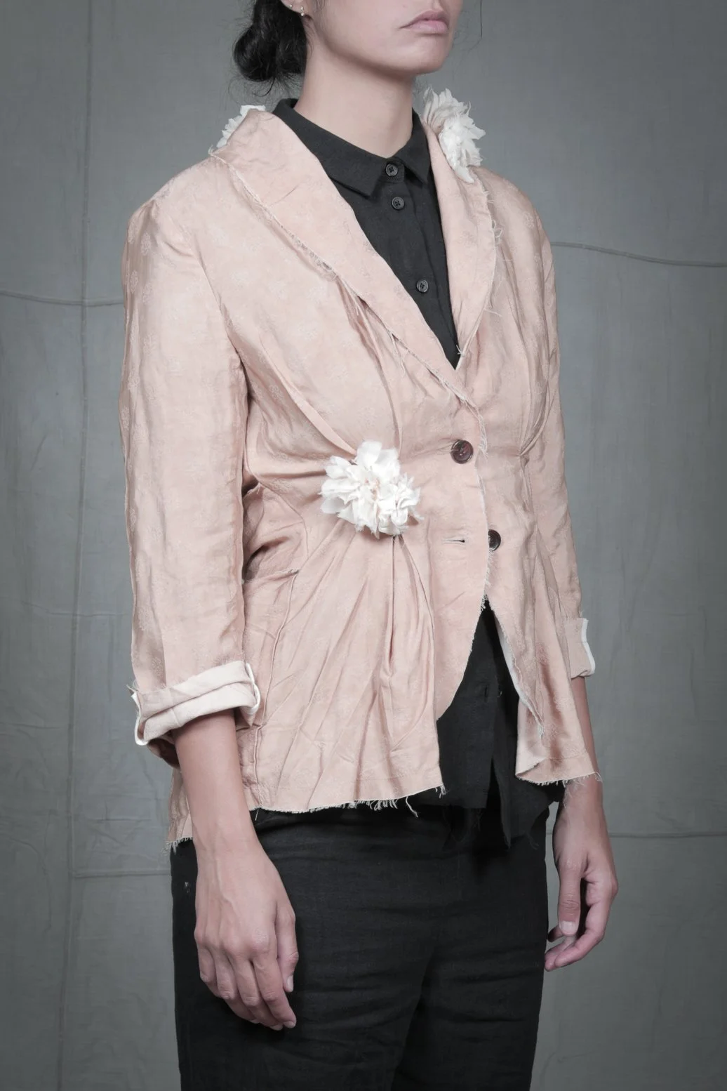 AM - SS2023 - MENS LOOKBOOK-925 2.jpg