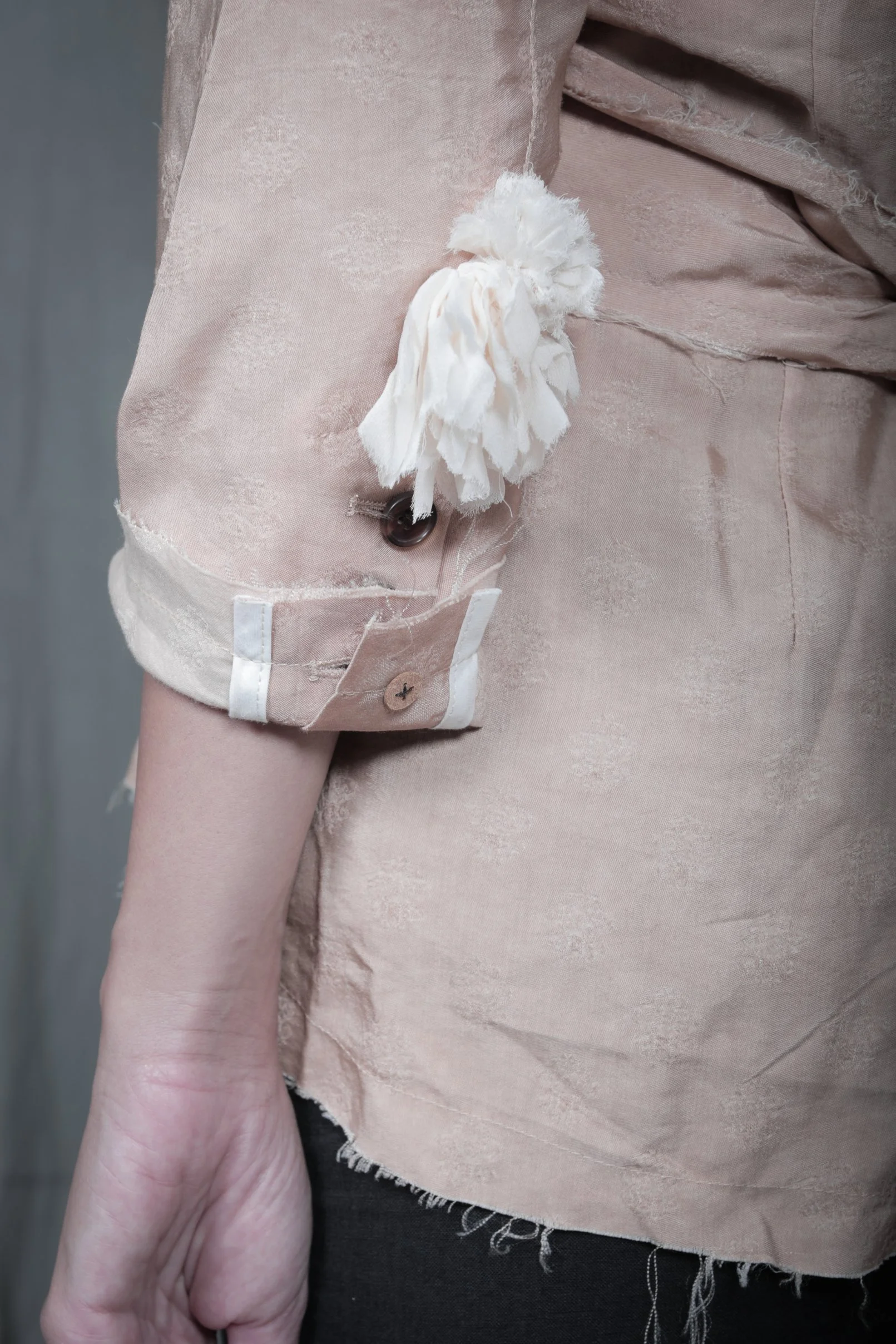 AM - SS2023 - MENS LOOKBOOK-929 2.jpg