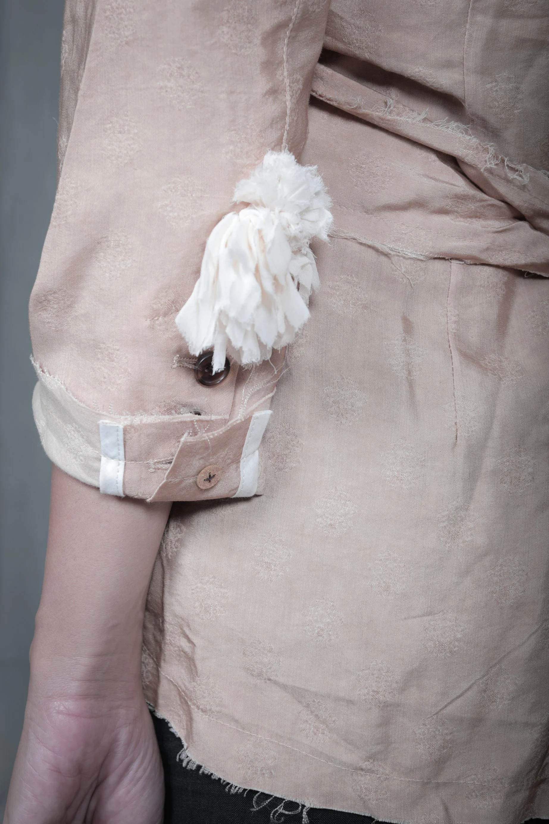 AM - SS2023 - MENS LOOKBOOK-928 2.jpg