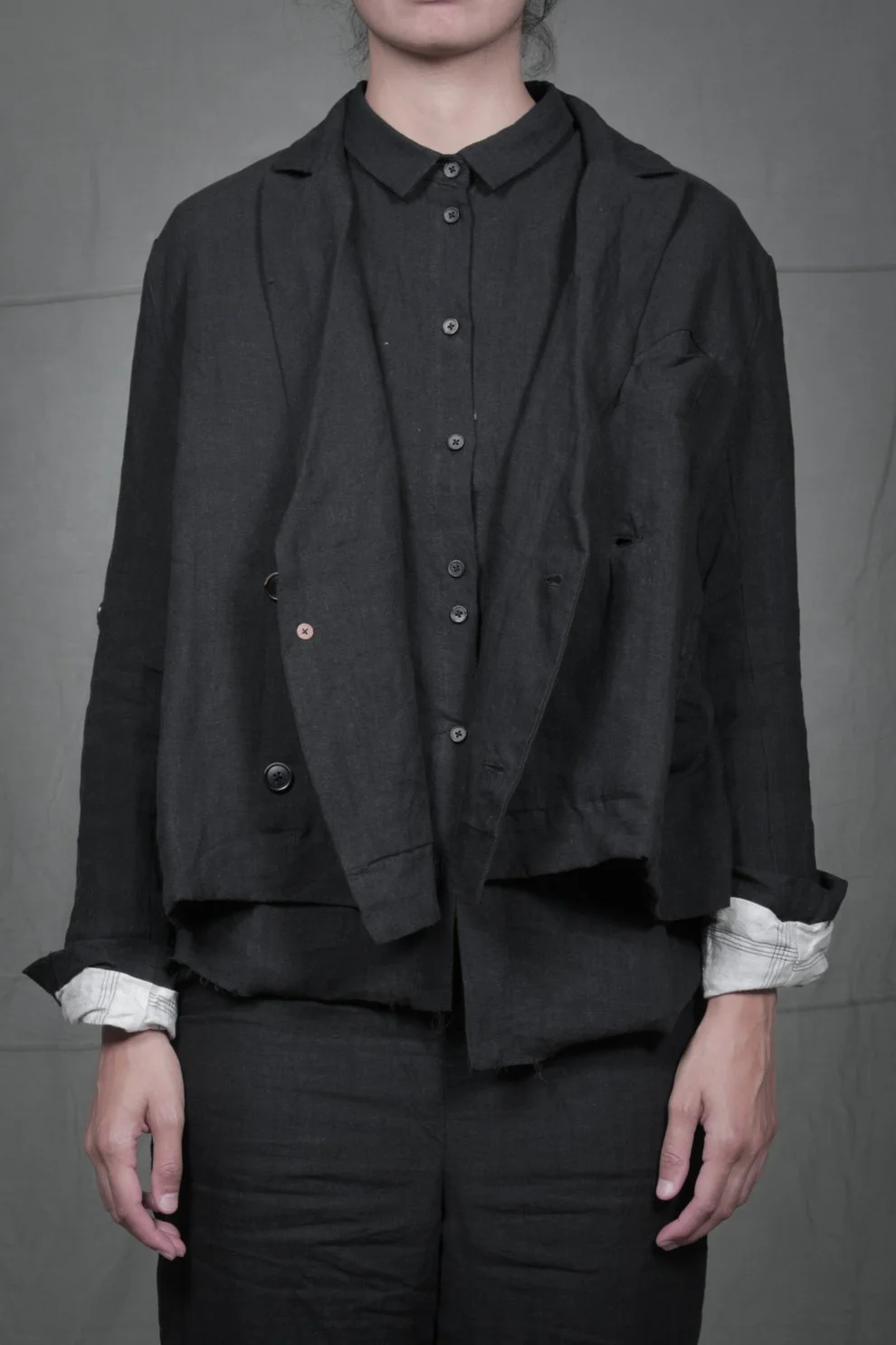 AM - SS2023 - MENS LOOKBOOK-947 2.jpg