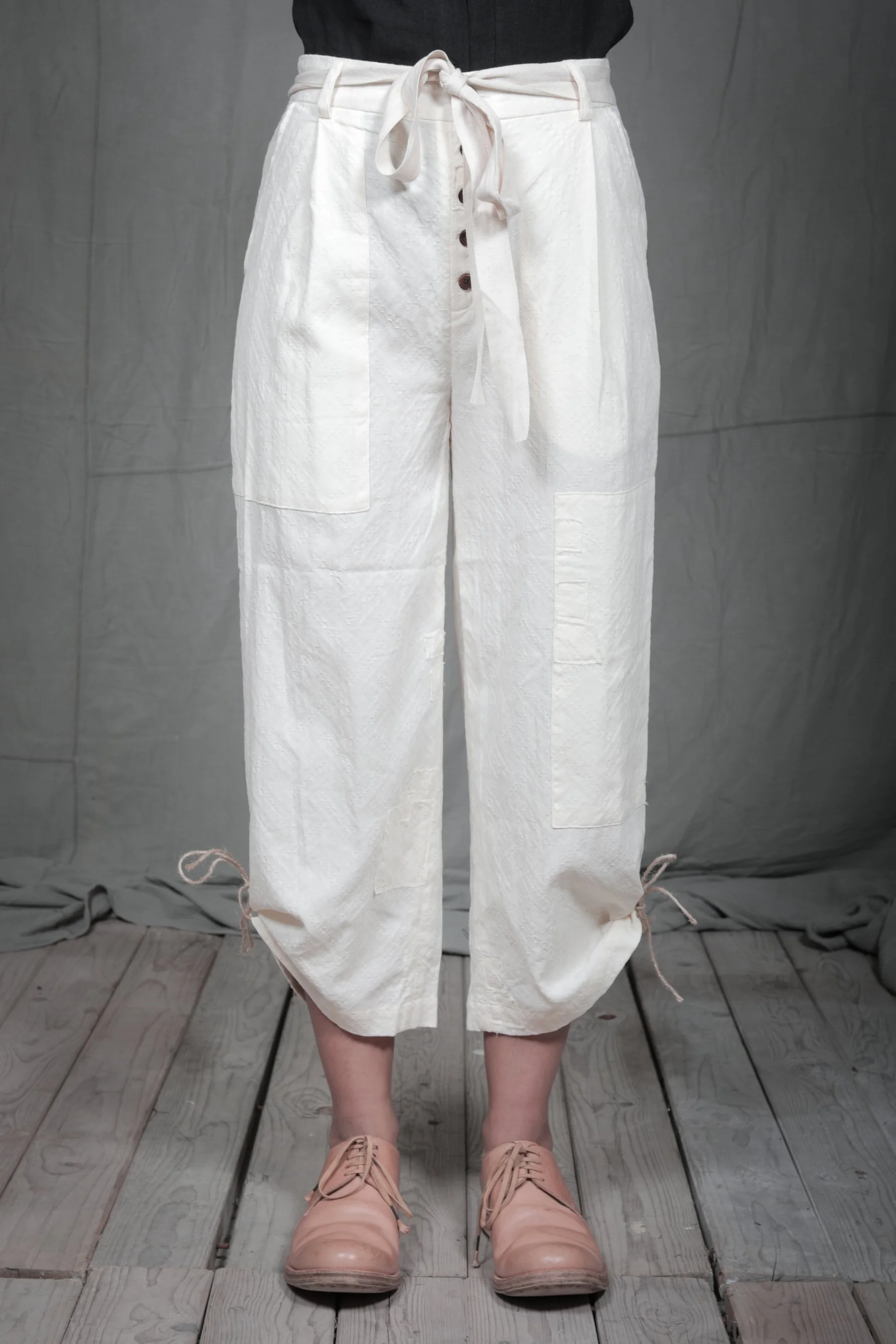 AM - SS2023 - MENS LOOKBOOK-1004 2.jpg