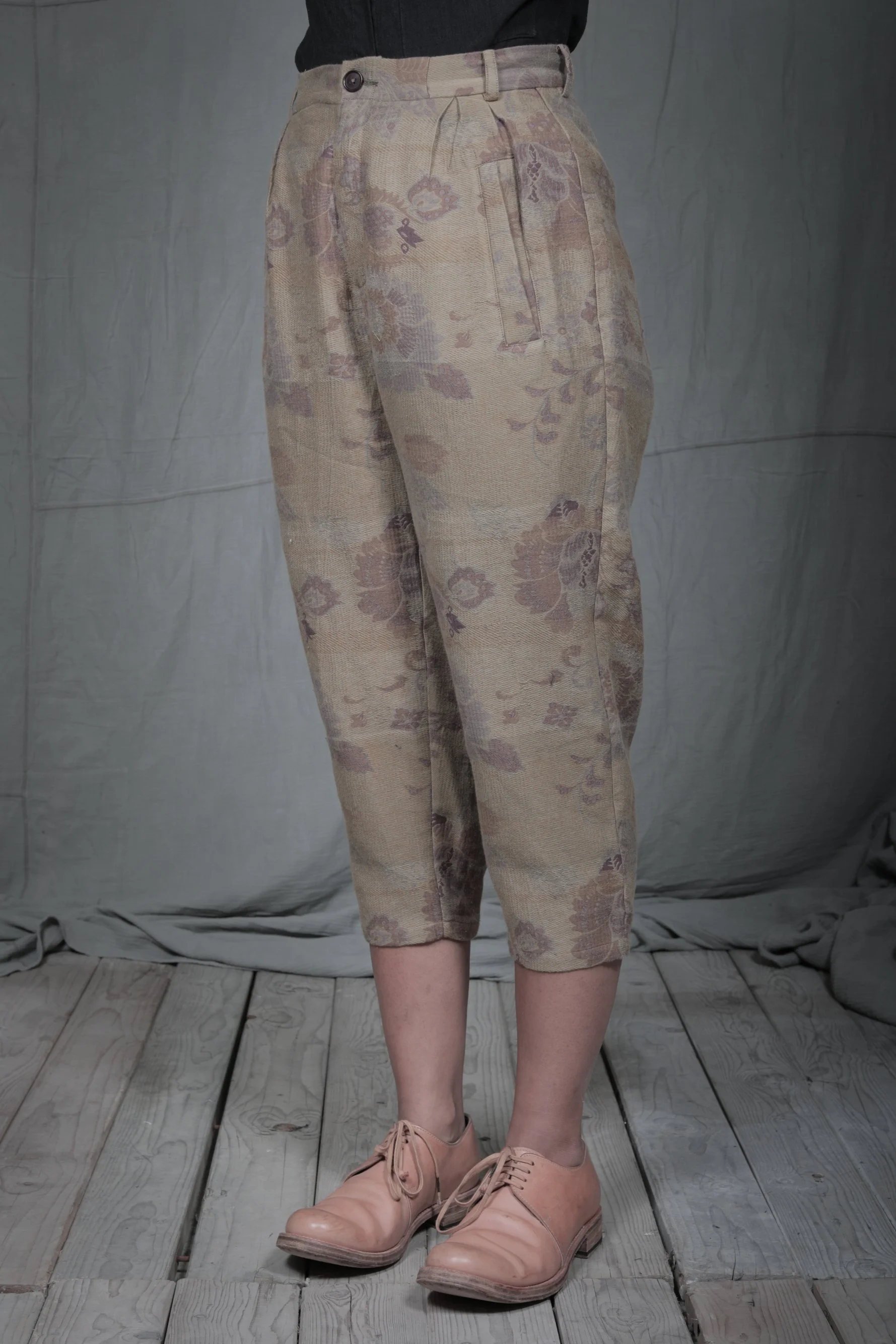 AM - SS2023 - MENS LOOKBOOK-1025 2.jpg