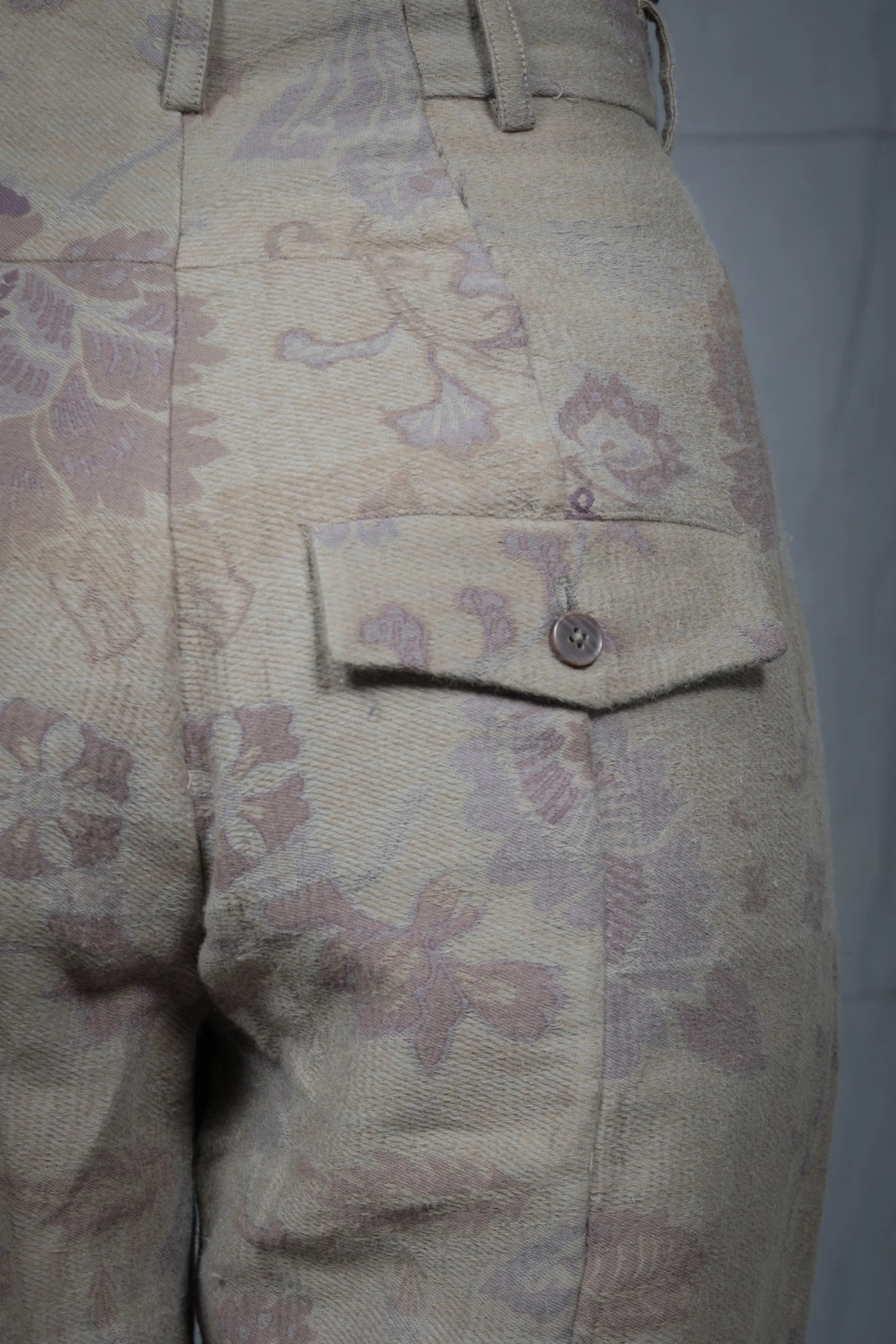 AM - SS2023 - MENS LOOKBOOK-1029 2.jpg