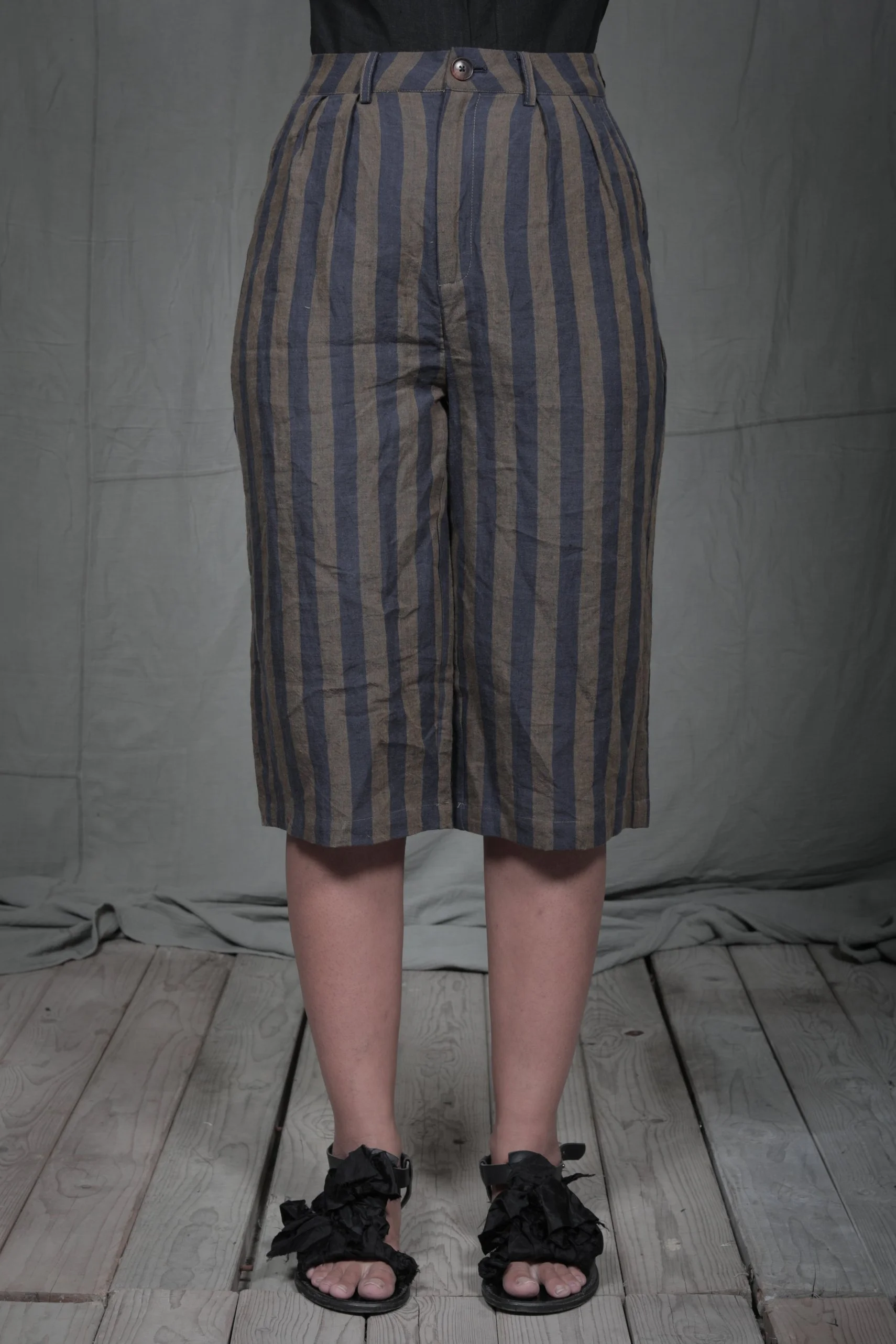 AM - SS2023 - MENS LOOKBOOK-1056 2.jpg