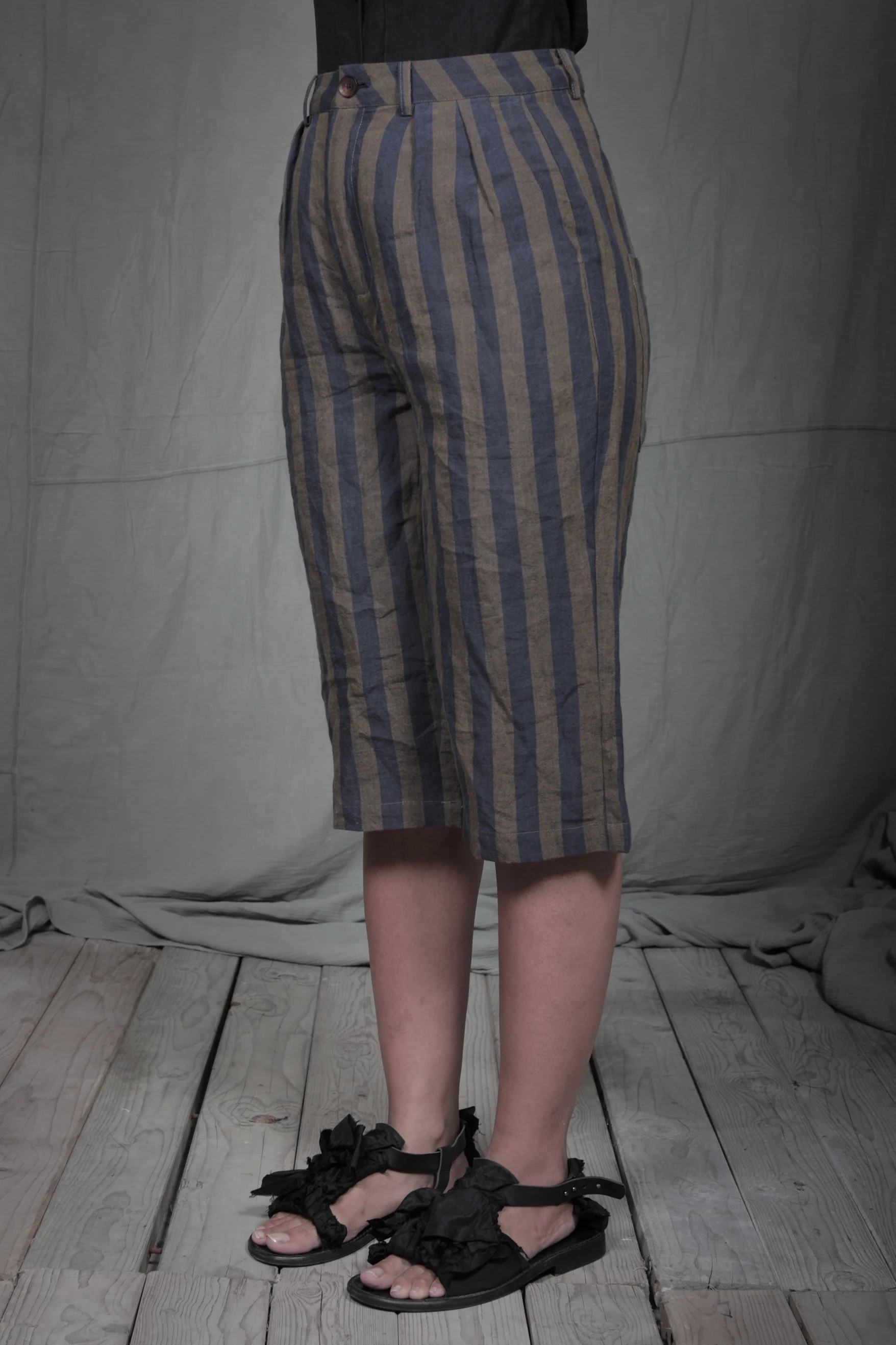 AM - SS2023 - MENS LOOKBOOK-1057 2.jpg