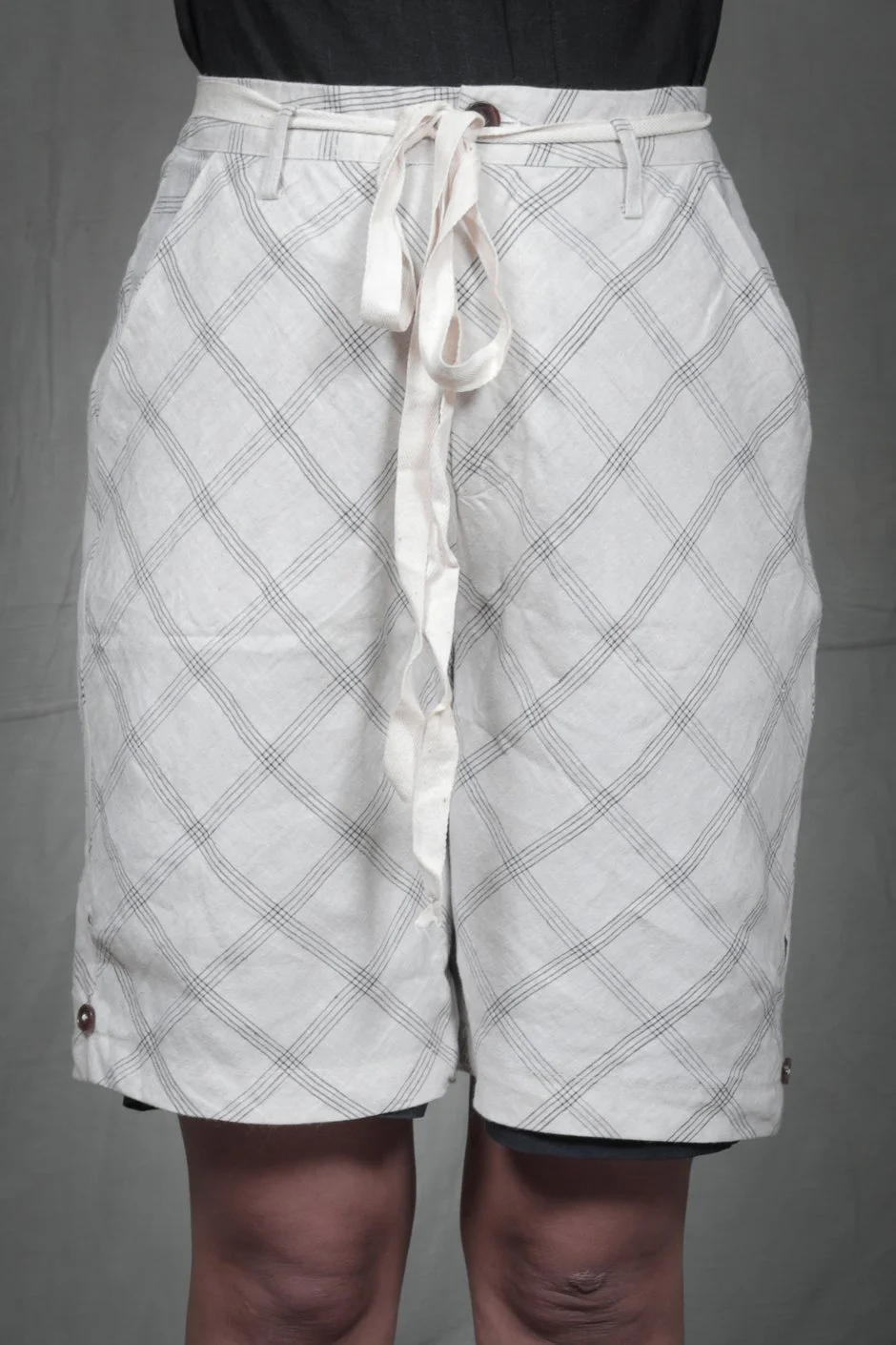 AM - SS2023 - MENS LOOKBOOK-1066 2.jpg
