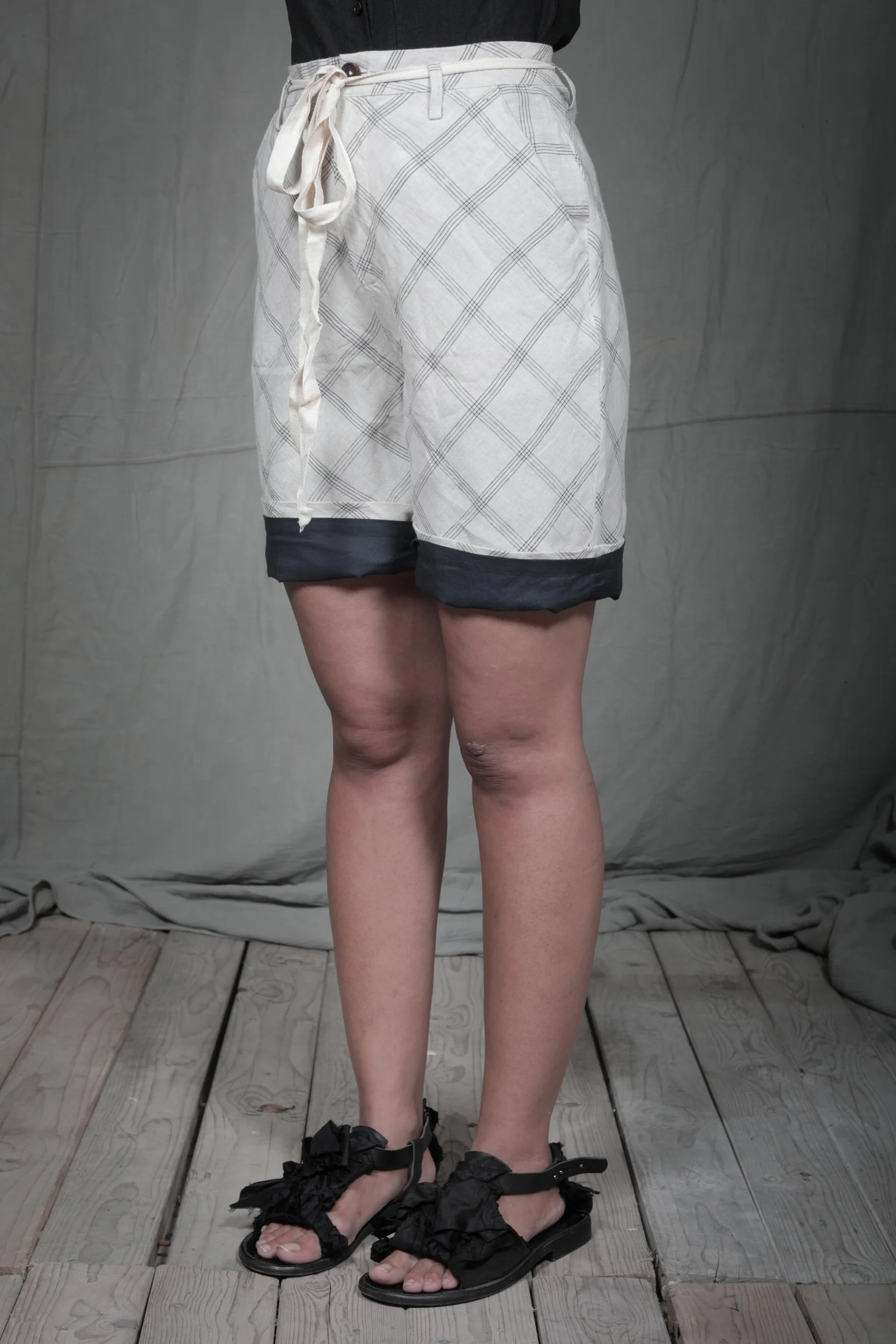 AM - SS2023 - MENS LOOKBOOK-1063 2.jpg