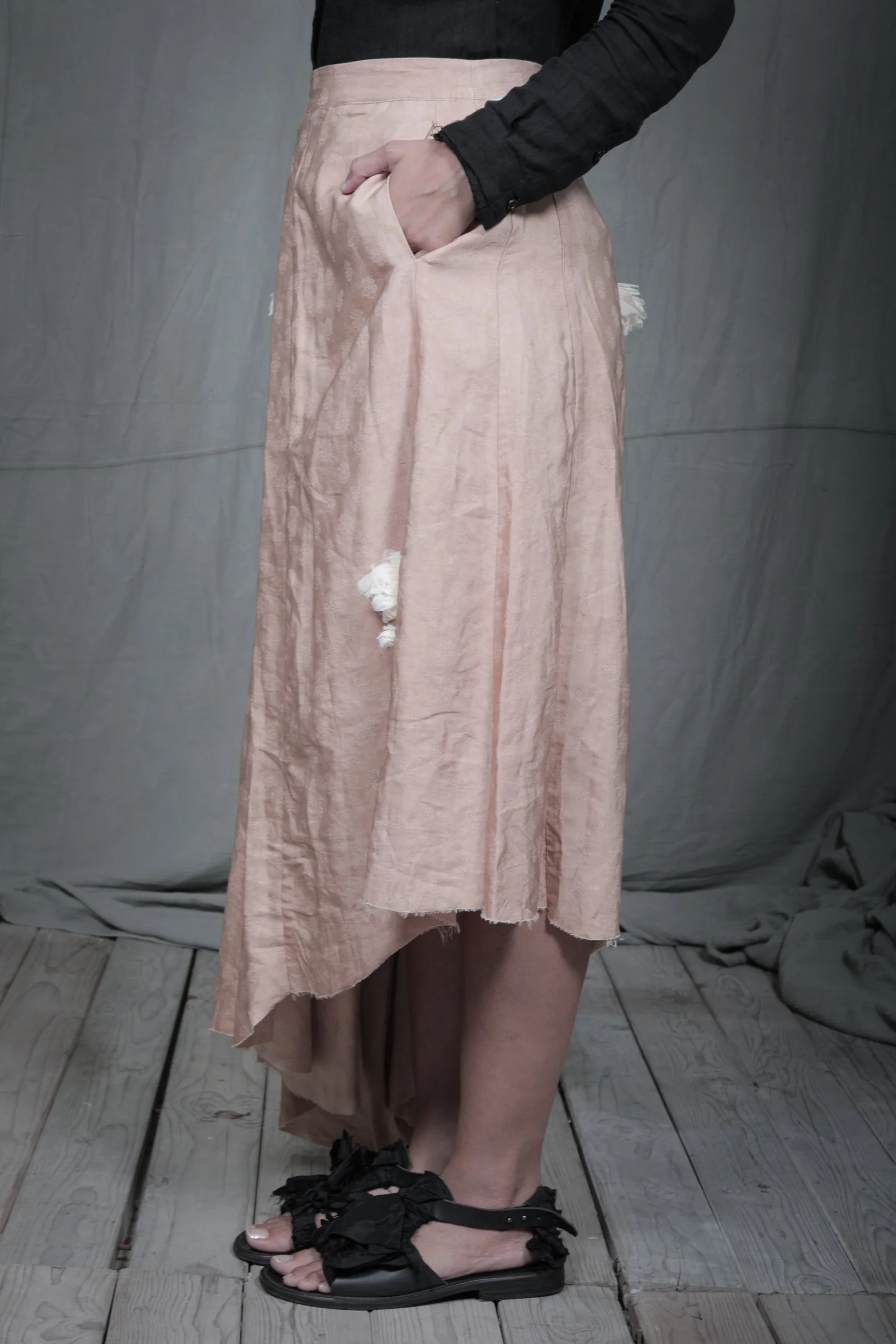 AM - SS2023 - MENS LOOKBOOK-1076 2.jpg