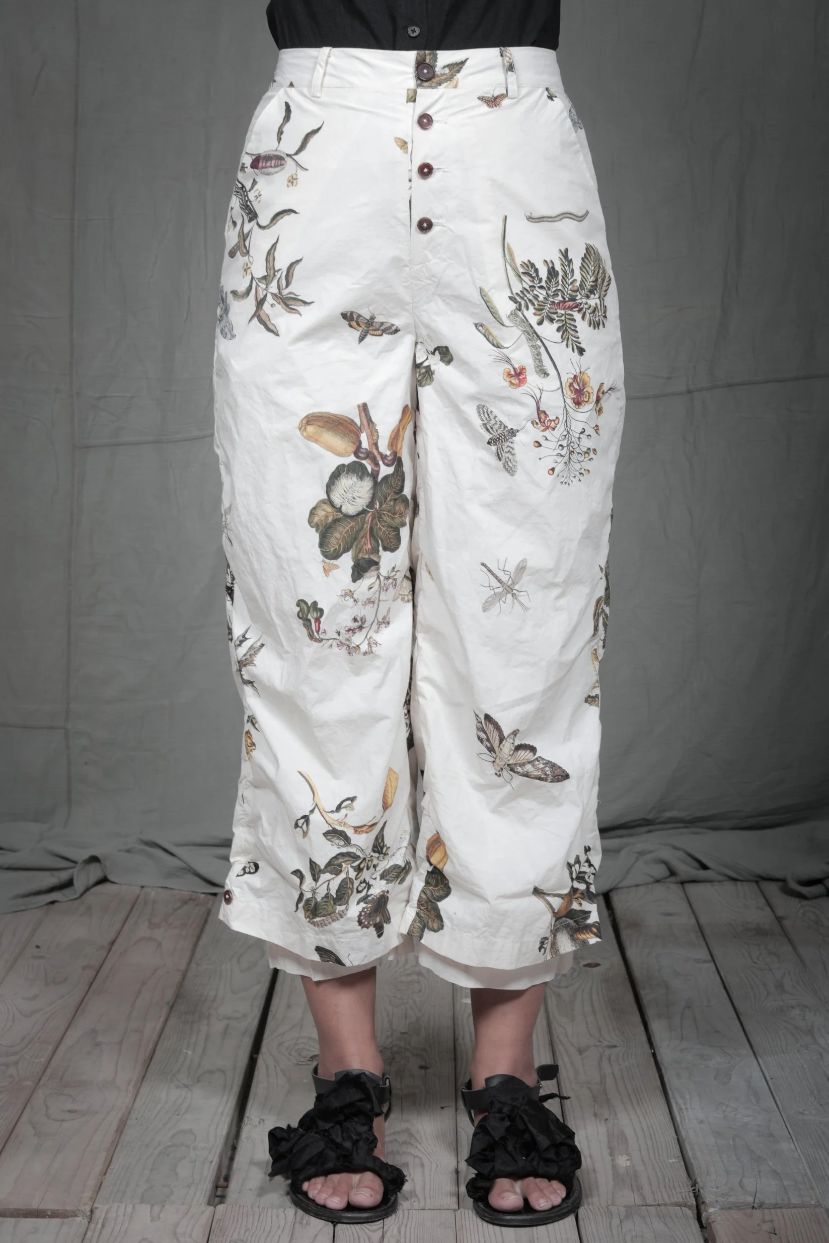 AM - SS2023 - MENS LOOKBOOK-1094 2.jpg
