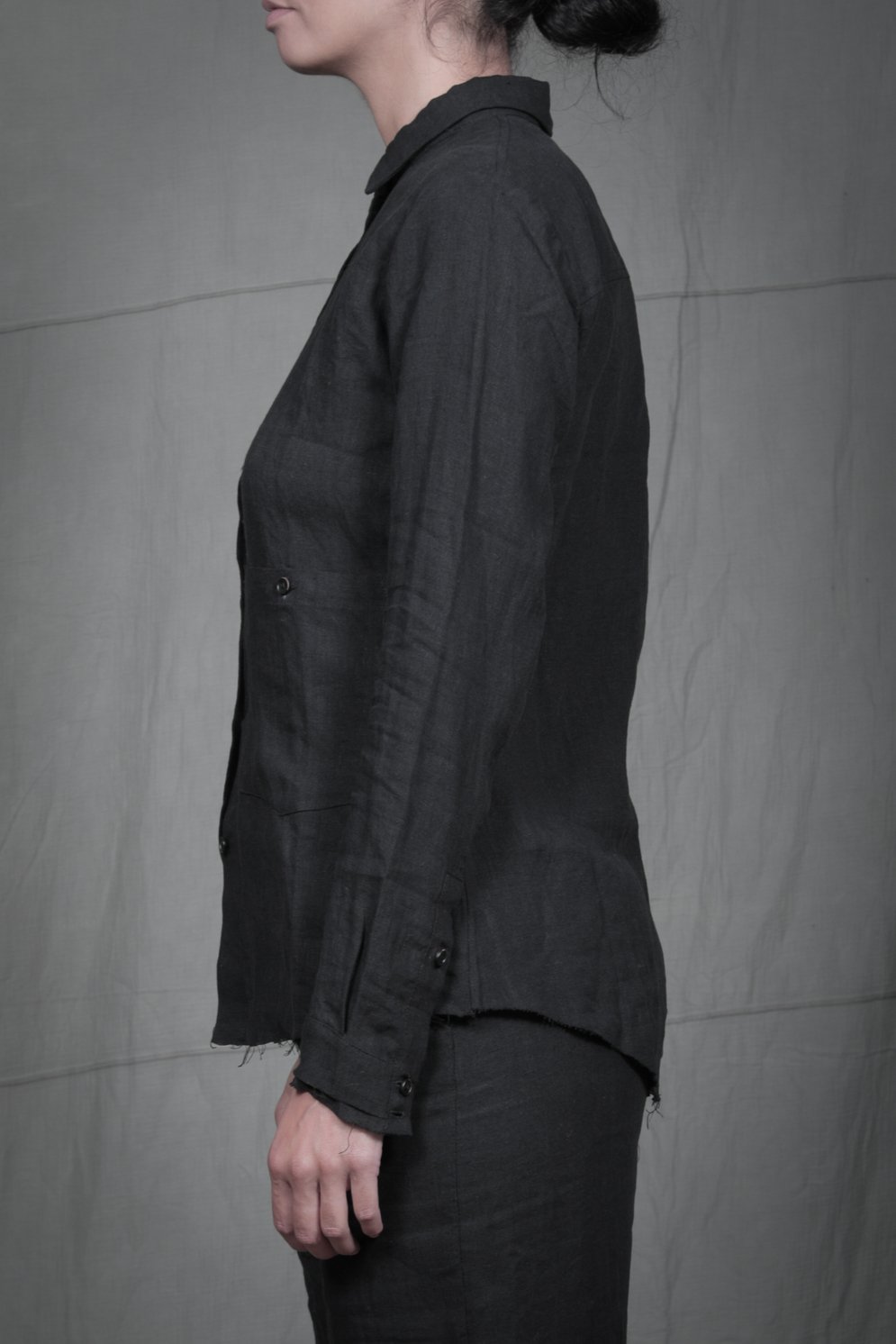 AM - SS2023 - MENS LOOKBOOK-1128.jpg