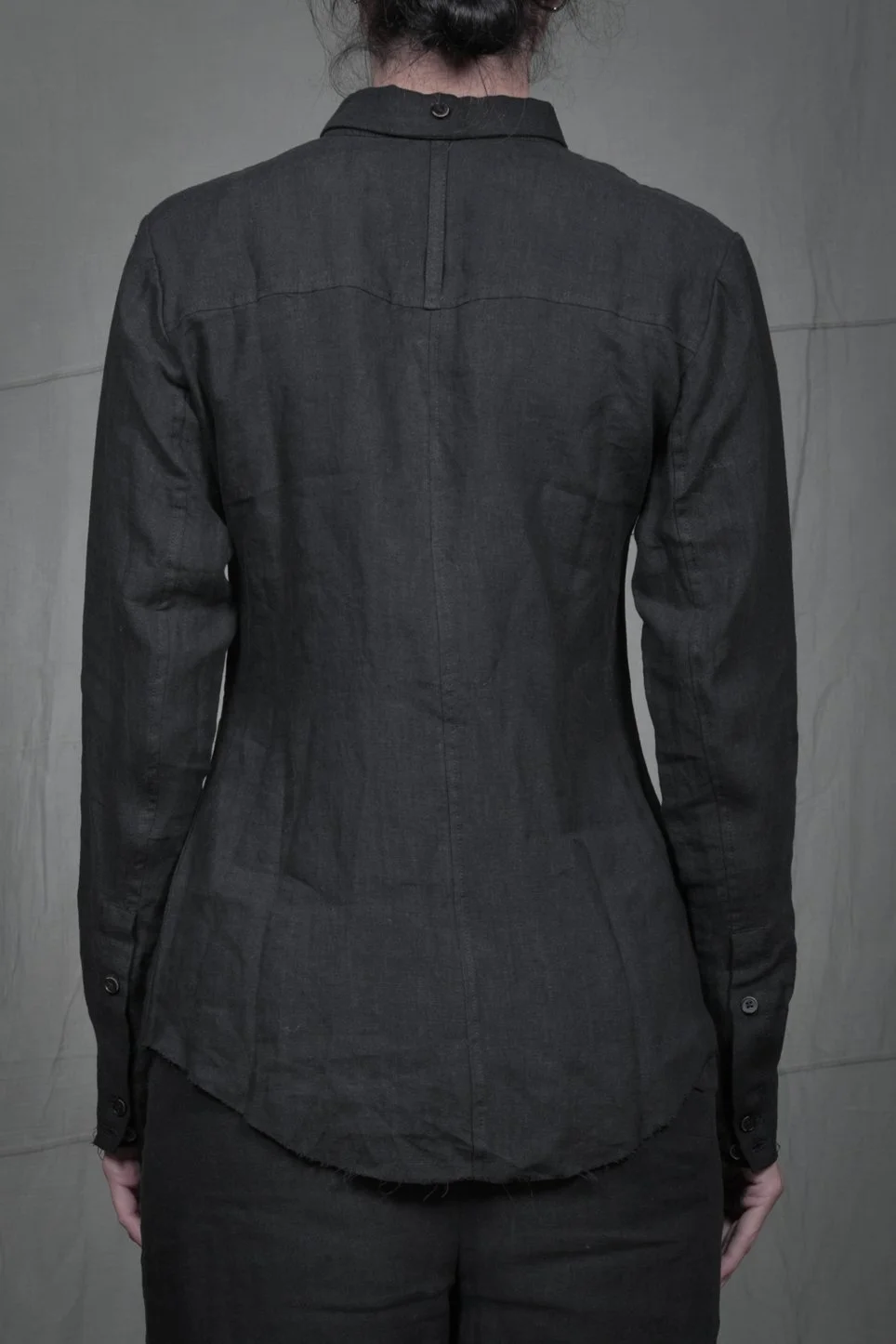 AM - SS2023 - MENS LOOKBOOK-1129.jpg