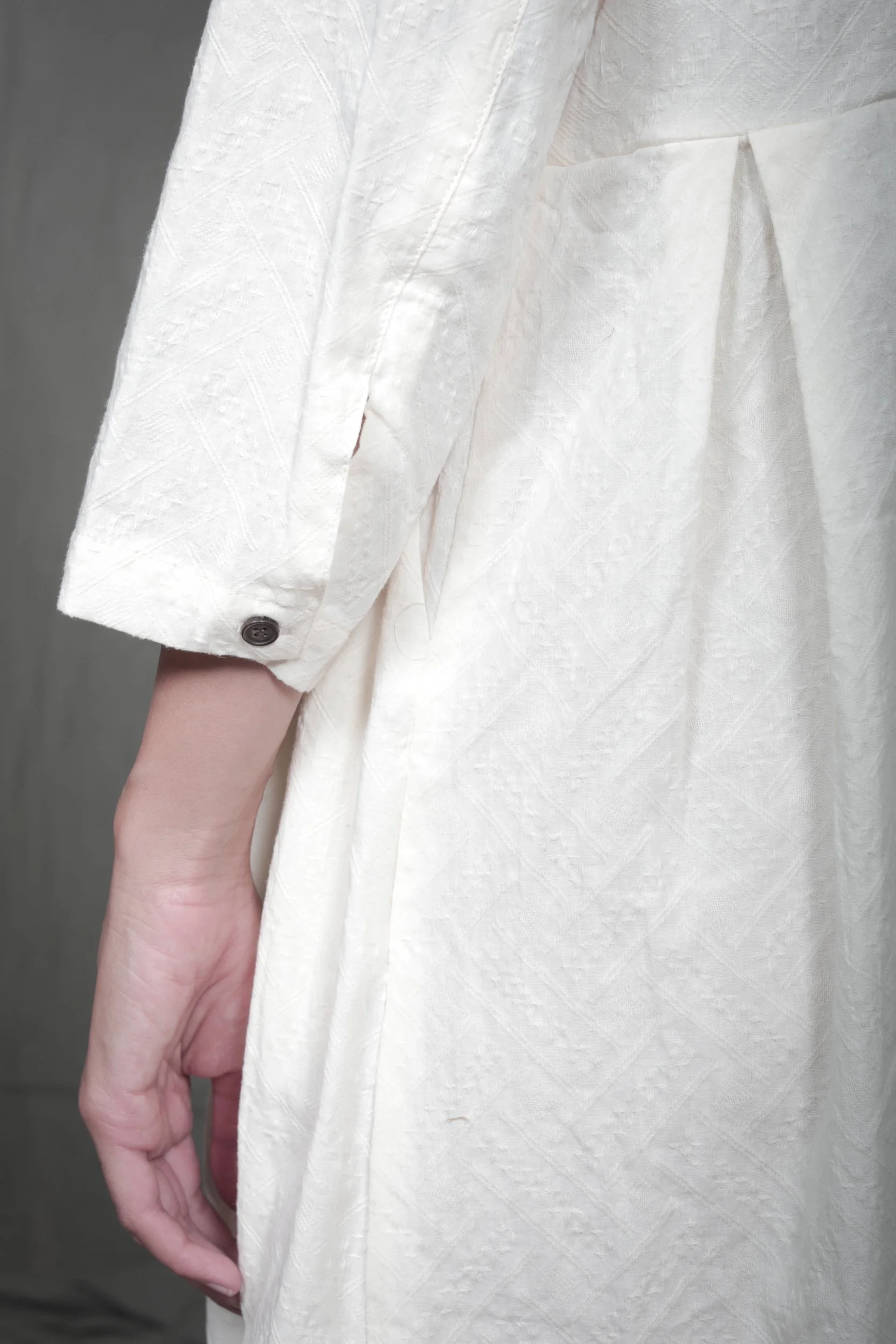 AM - SS2023 - MENS LOOKBOOK-1158.jpg