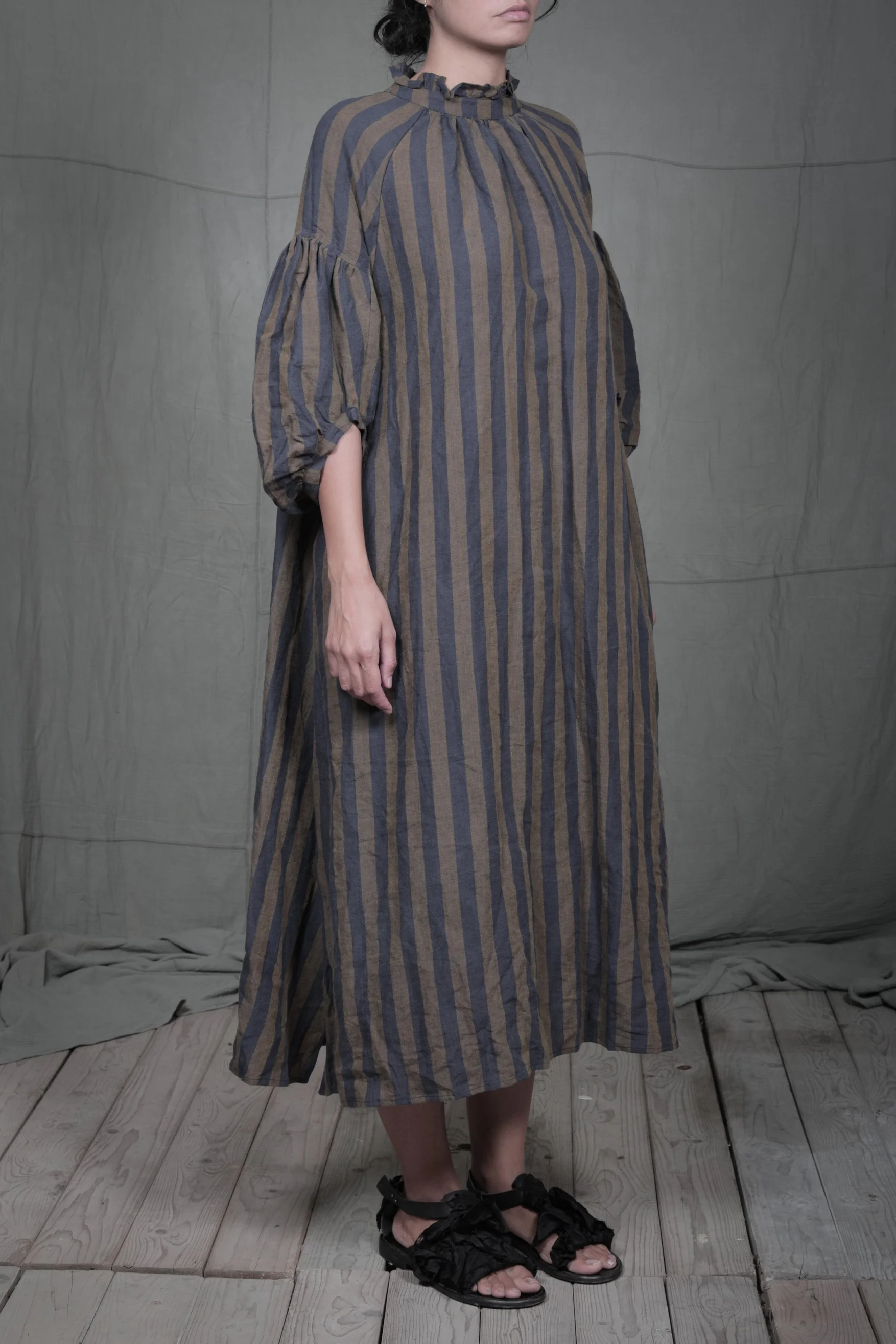 AM - SS2023 - MENS LOOKBOOK-1174.jpg