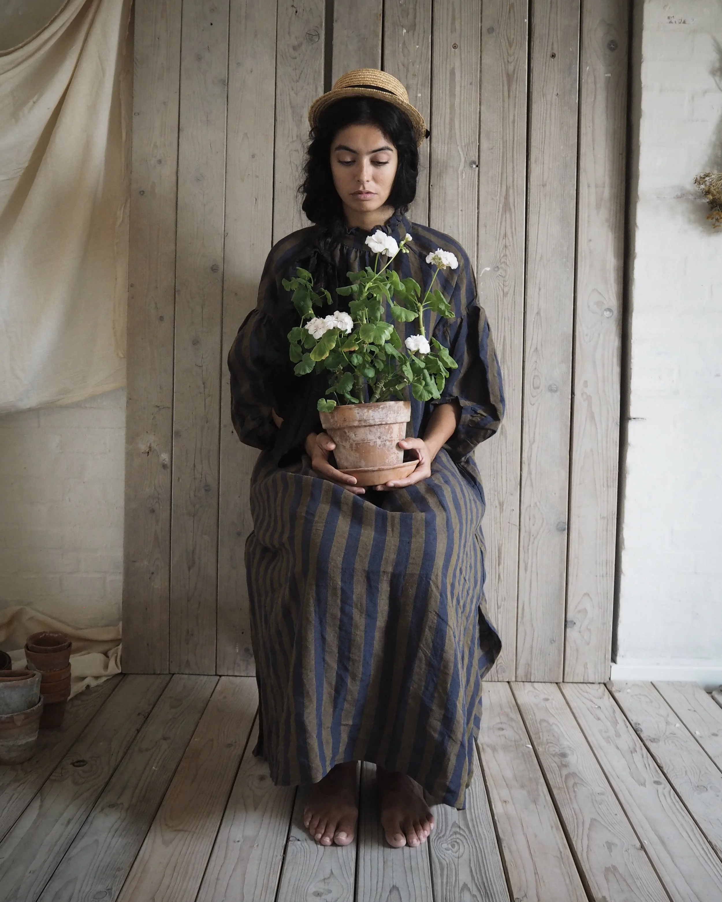 AM - SS2023 - CAMPAIGN-164.jpg