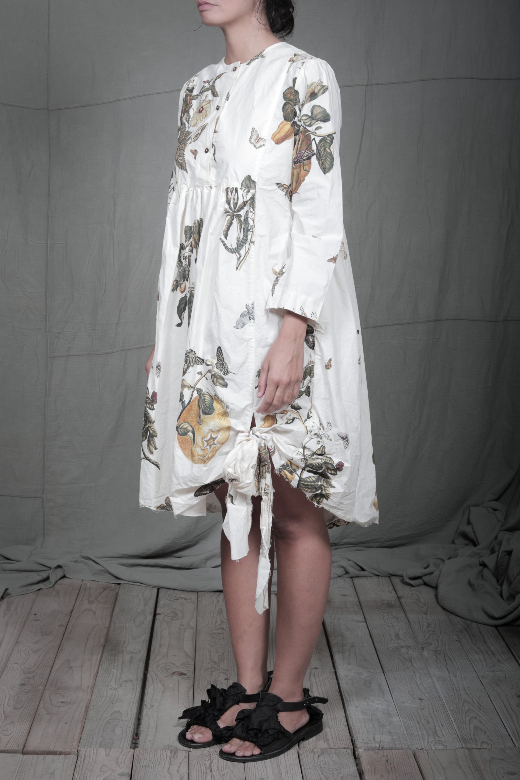 AM - SS2023 - MENS LOOKBOOK-1202.jpg