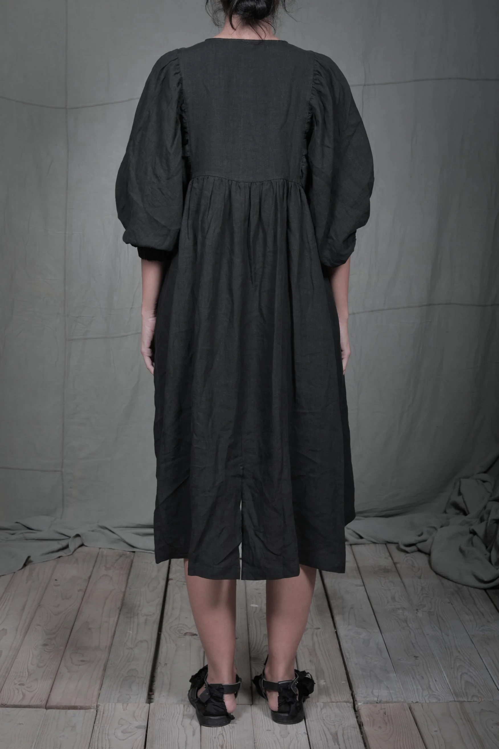 AM - SS2023 - MENS LOOKBOOK-1217.jpg