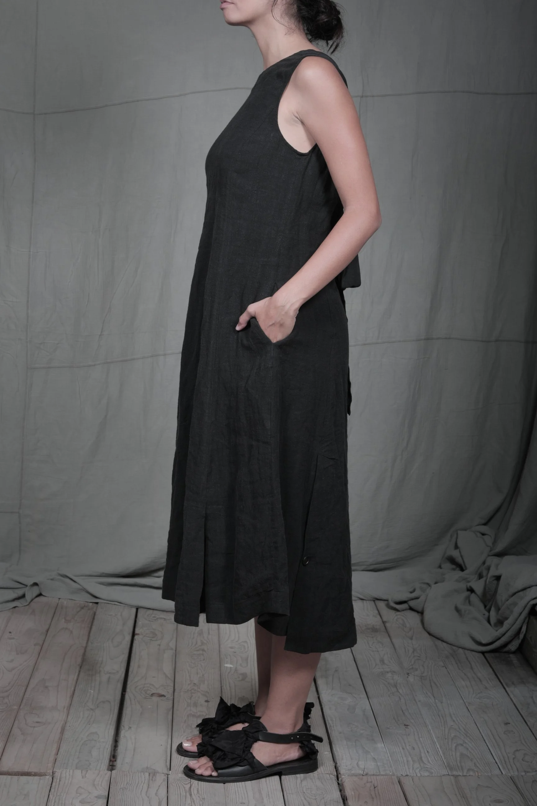 AM - SS2023 - MENS LOOKBOOK-1225.jpg
