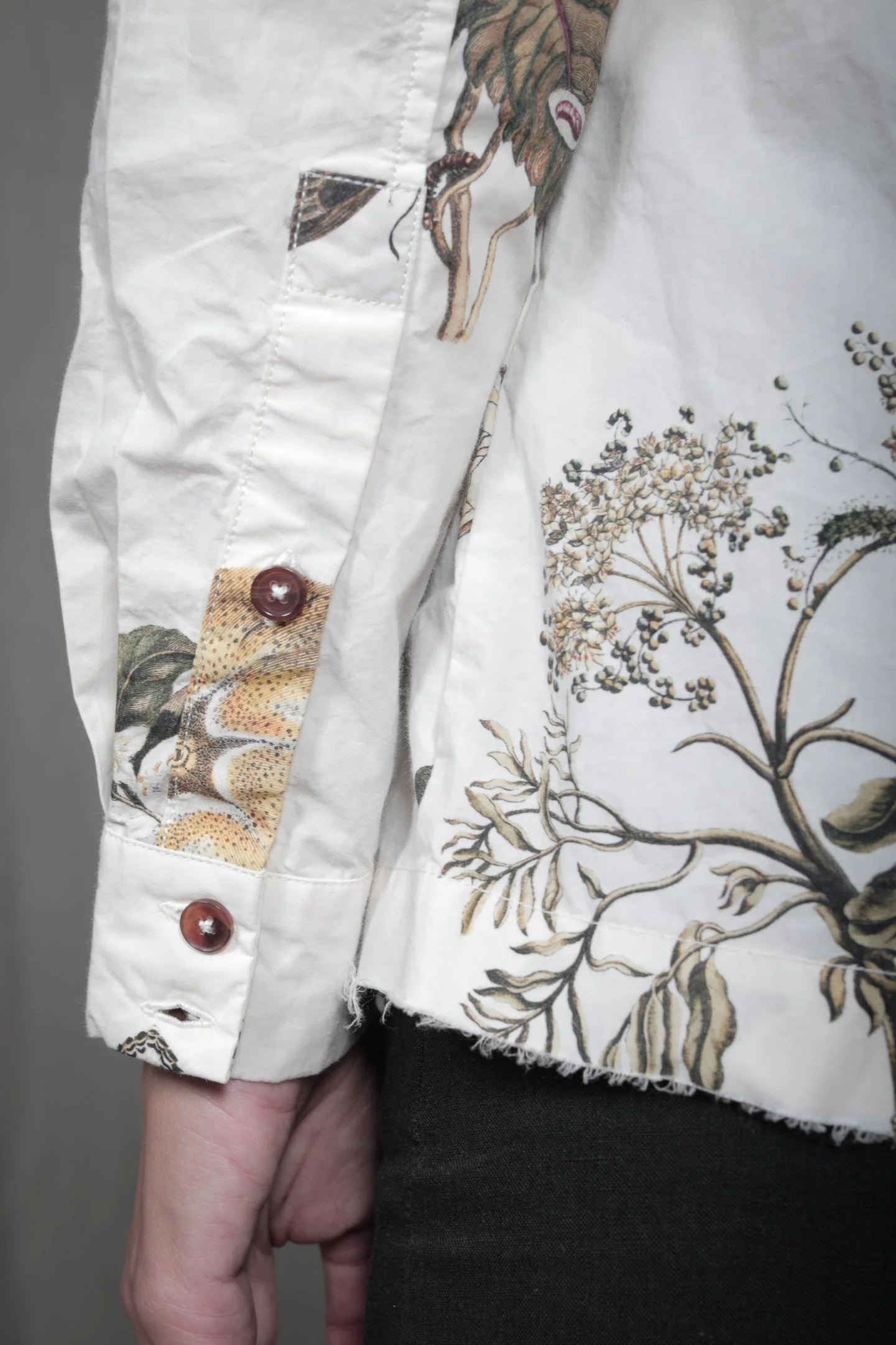 AM - SS2023 - MENS LOOKBOOK-1327.jpg