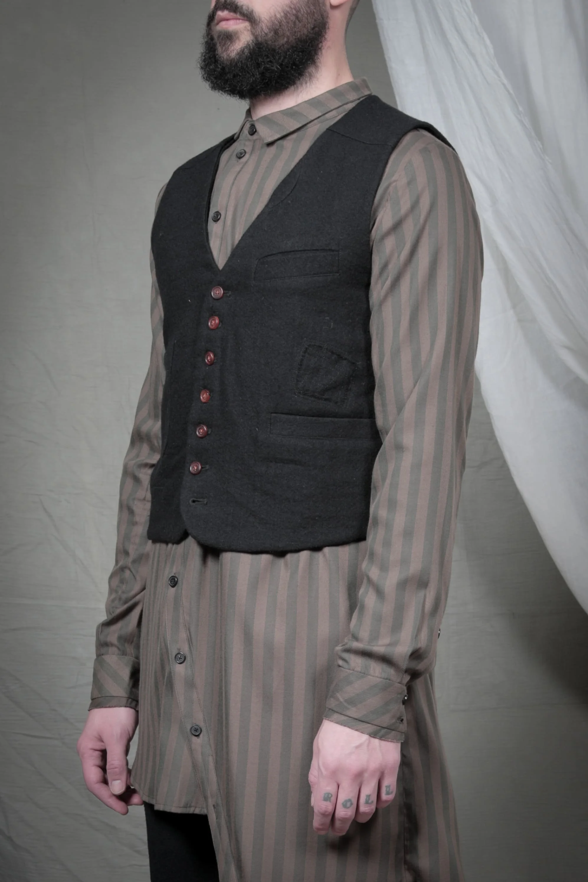AM - AW2023 - LOOKBOOK-397.jpg
