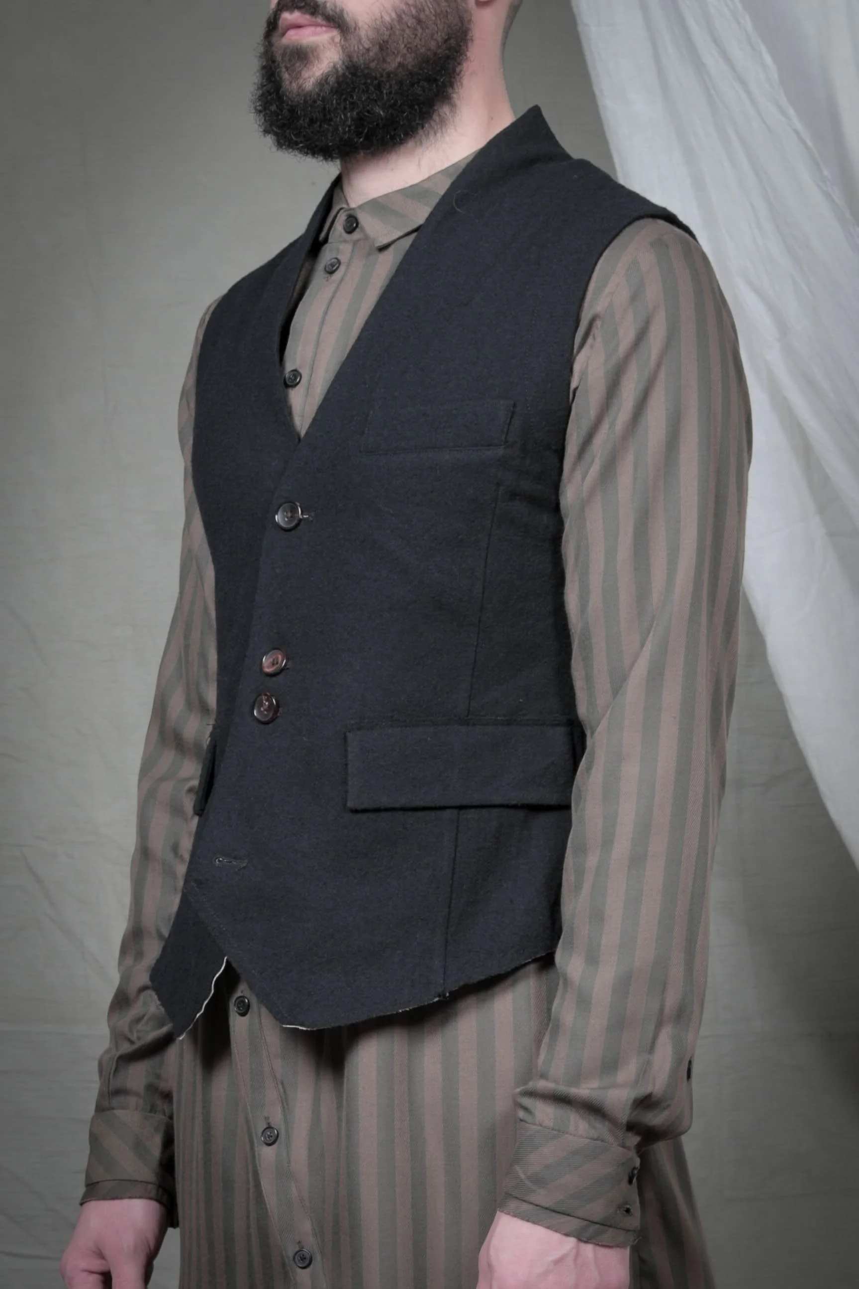 AM - AW2023 - LOOKBOOK-416.jpg