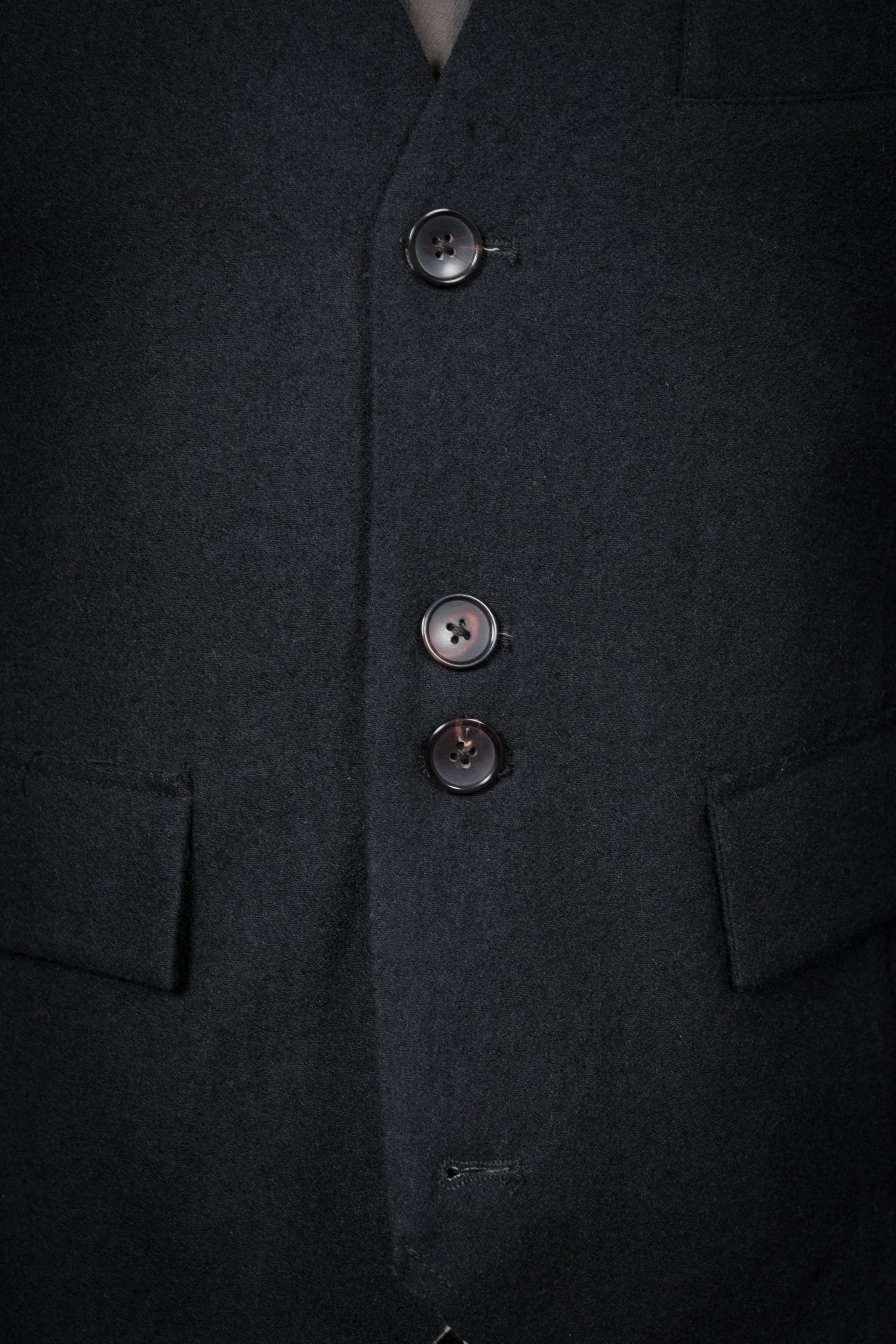 AM - AW2023 - LOOKBOOK-421.jpg
