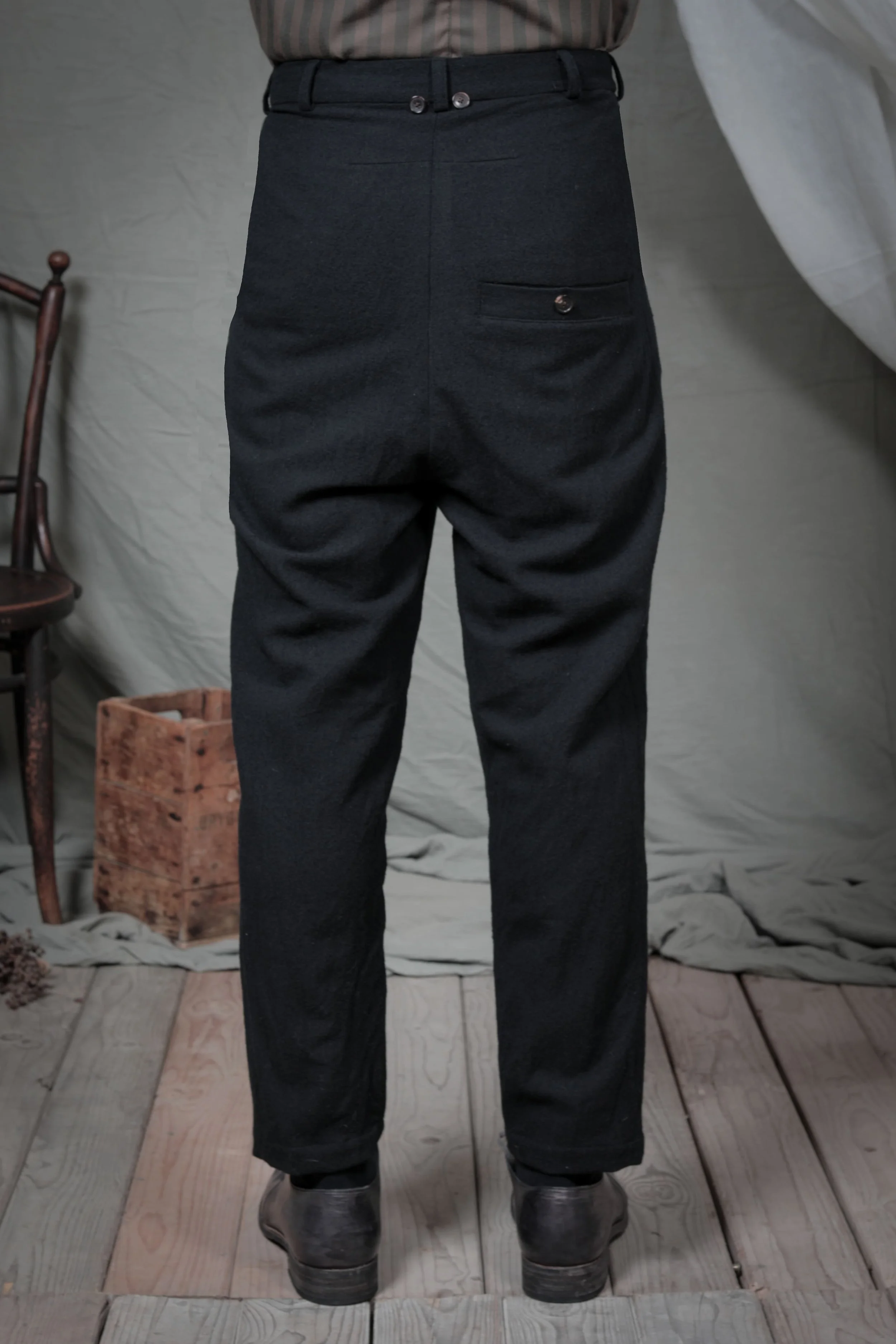 AM - AW2023 - LOOKBOOK-440.jpg