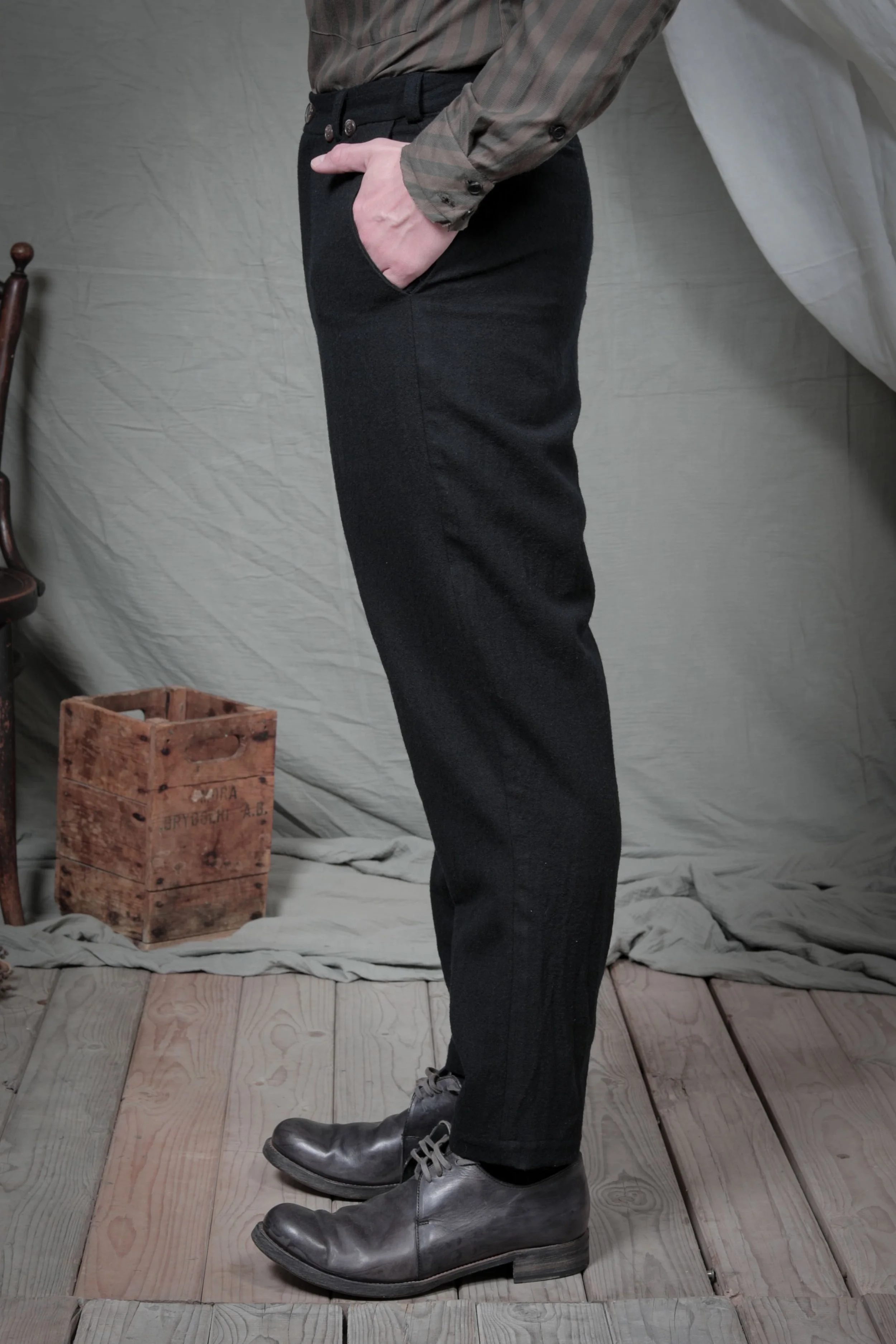 AM - AW2023 - LOOKBOOK-439.jpg