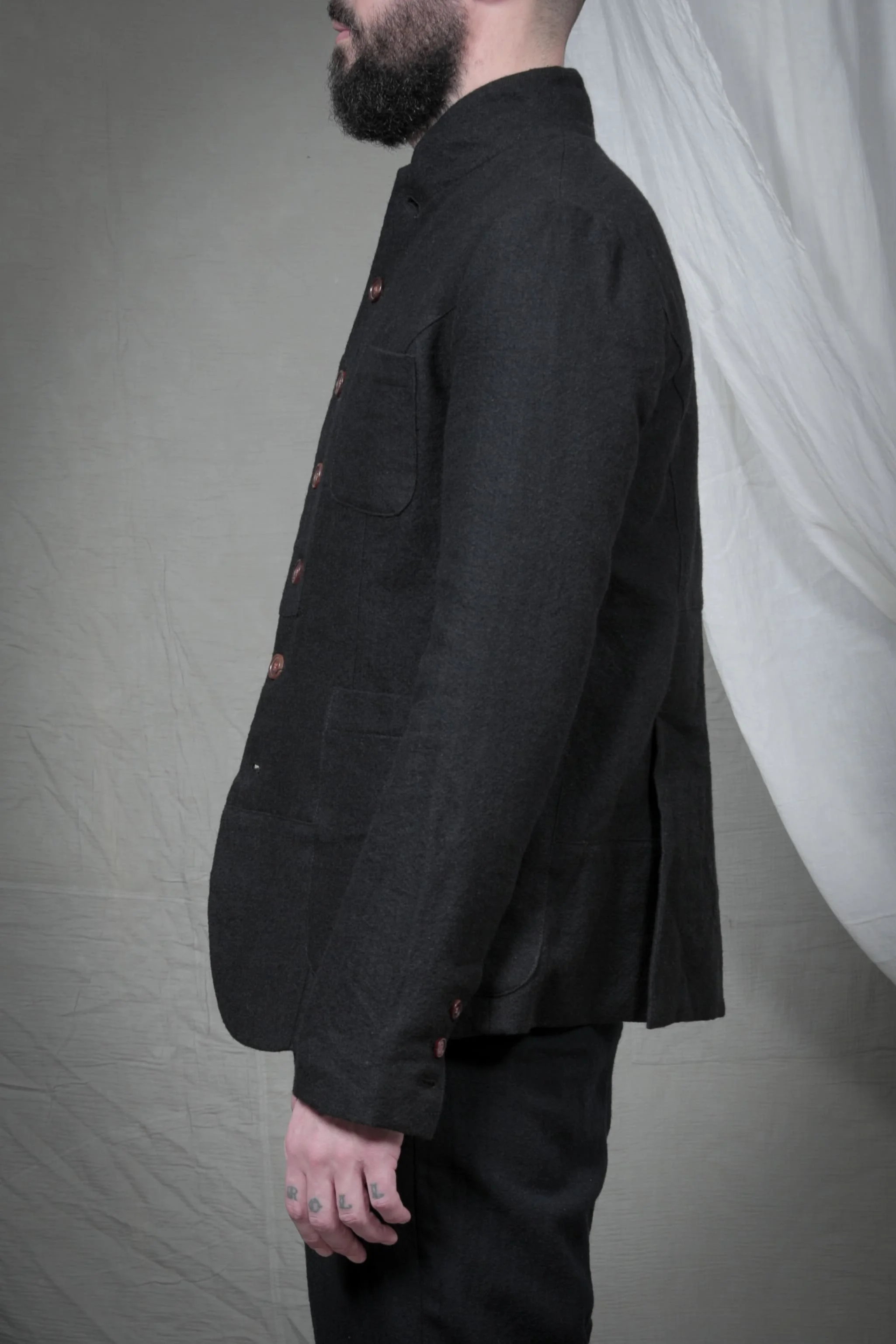 AM - AW2023 - LOOKBOOK-458.jpg