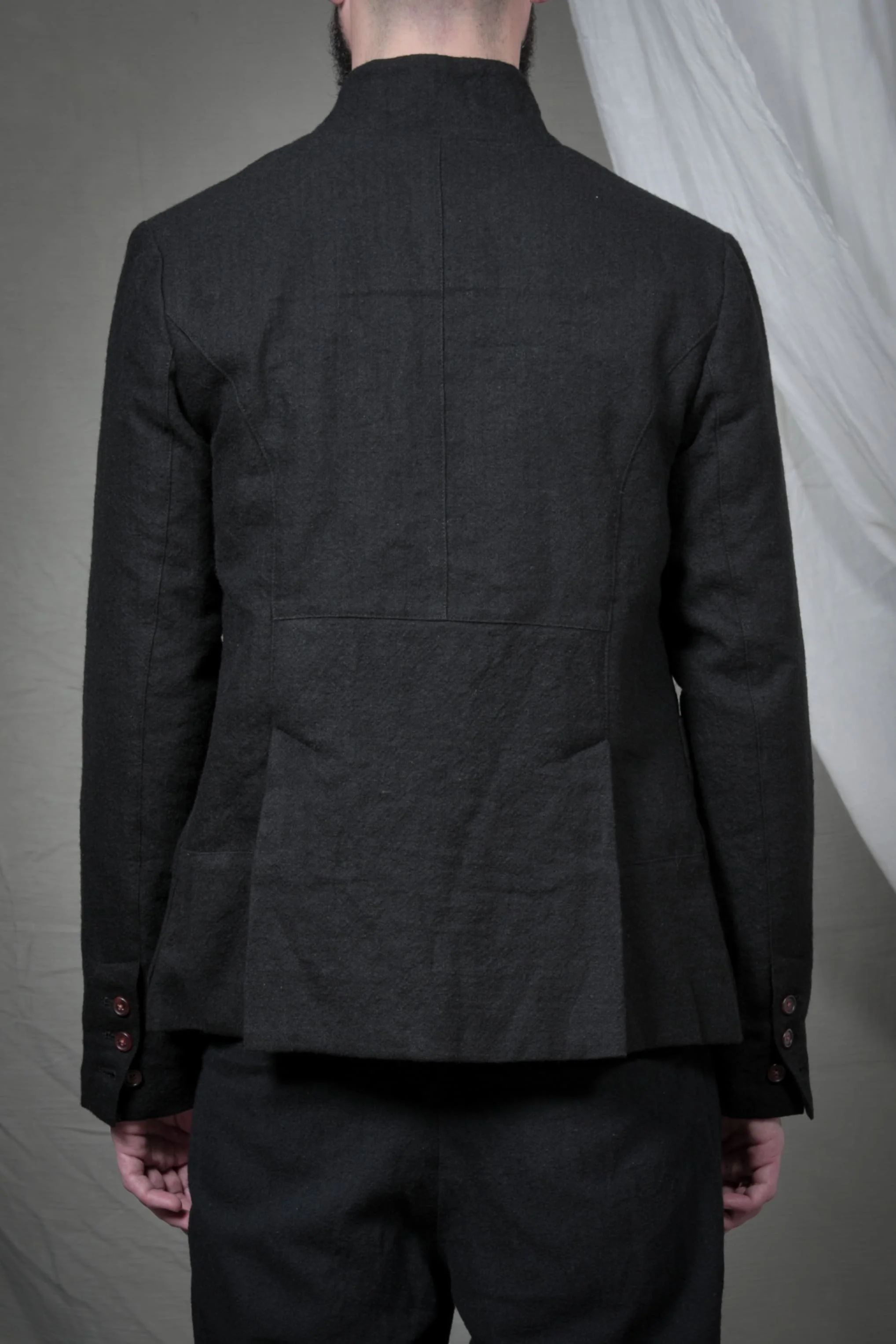 AM - AW2023 - LOOKBOOK-459.jpg