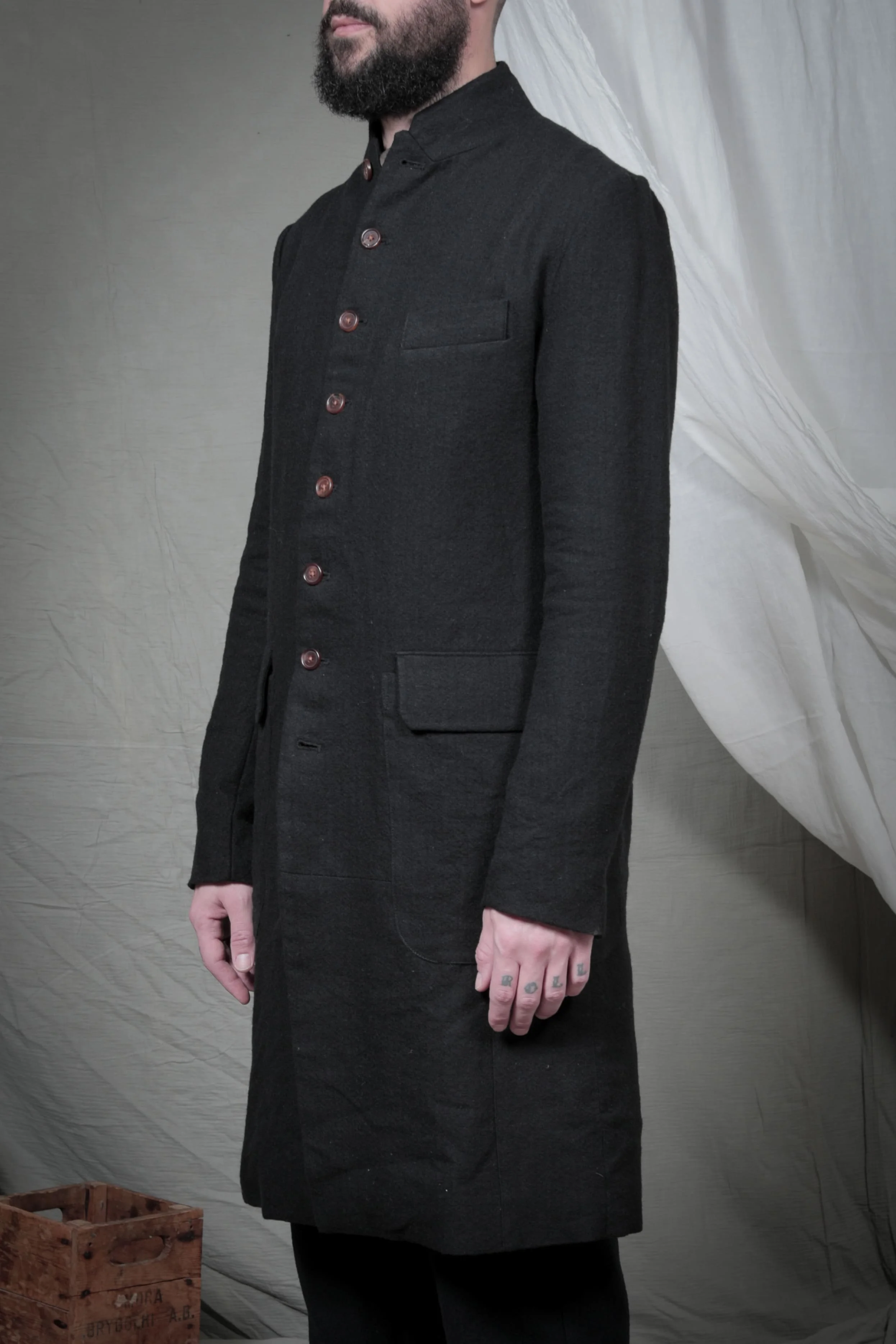AM - AW2023 - LOOKBOOK-484.jpg