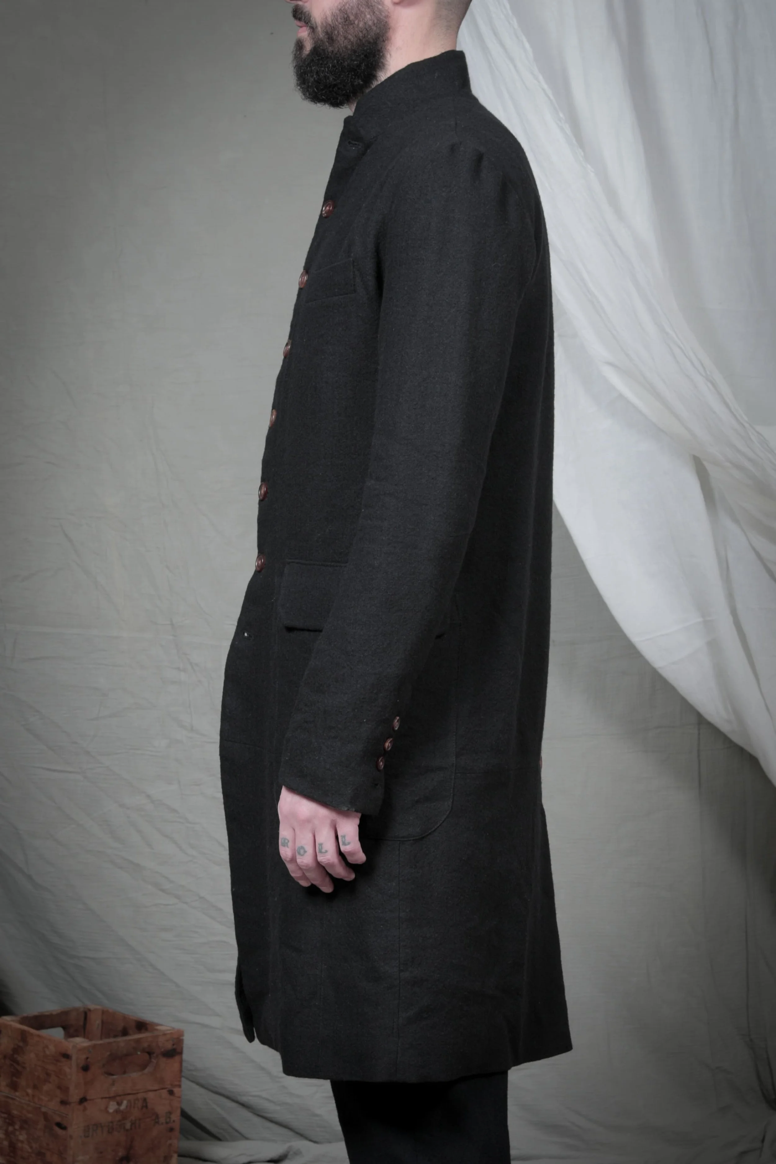 AM - AW2023 - LOOKBOOK-485.jpg
