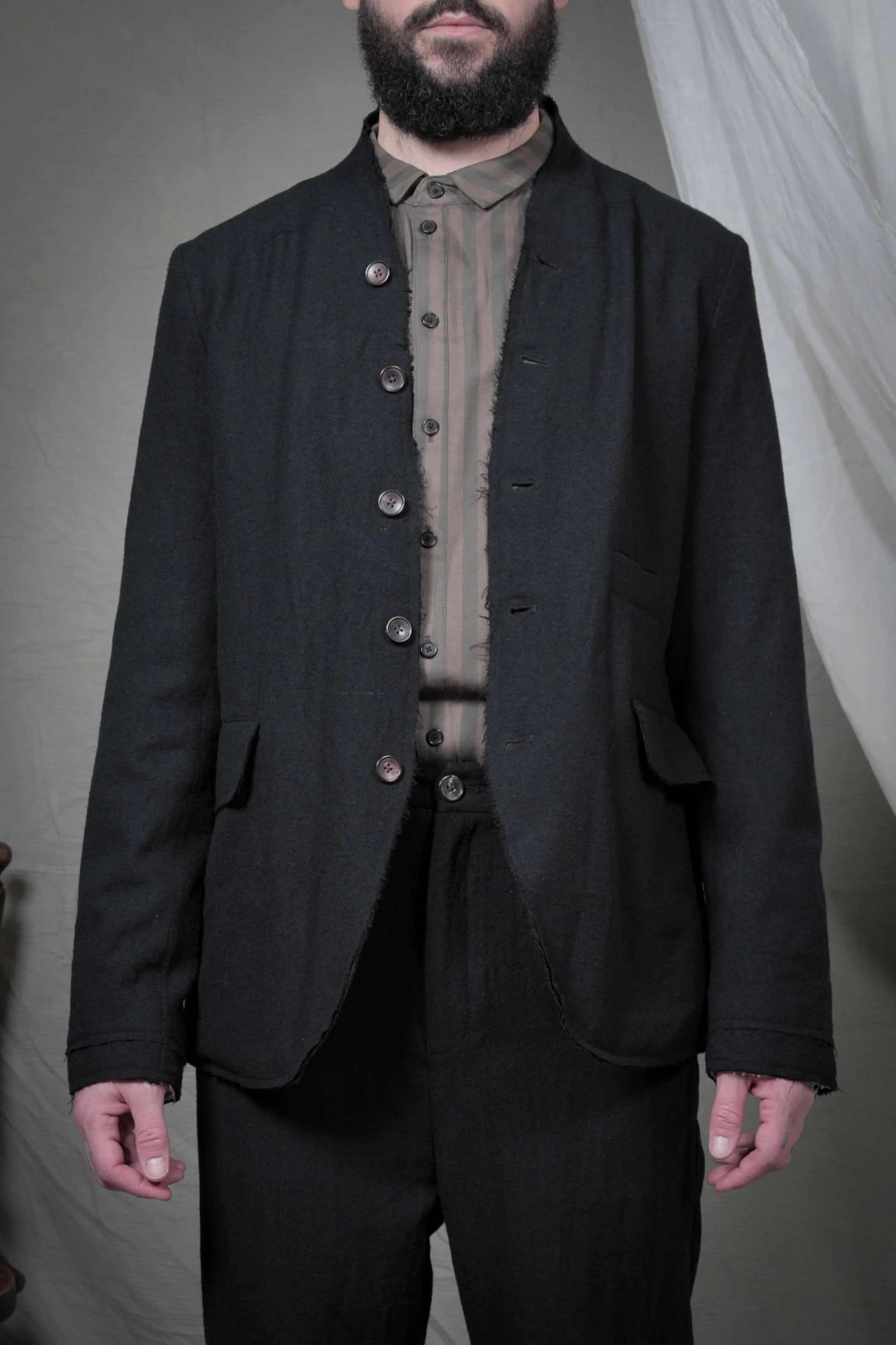 AM - AW2023 - LOOKBOOK-540.jpg