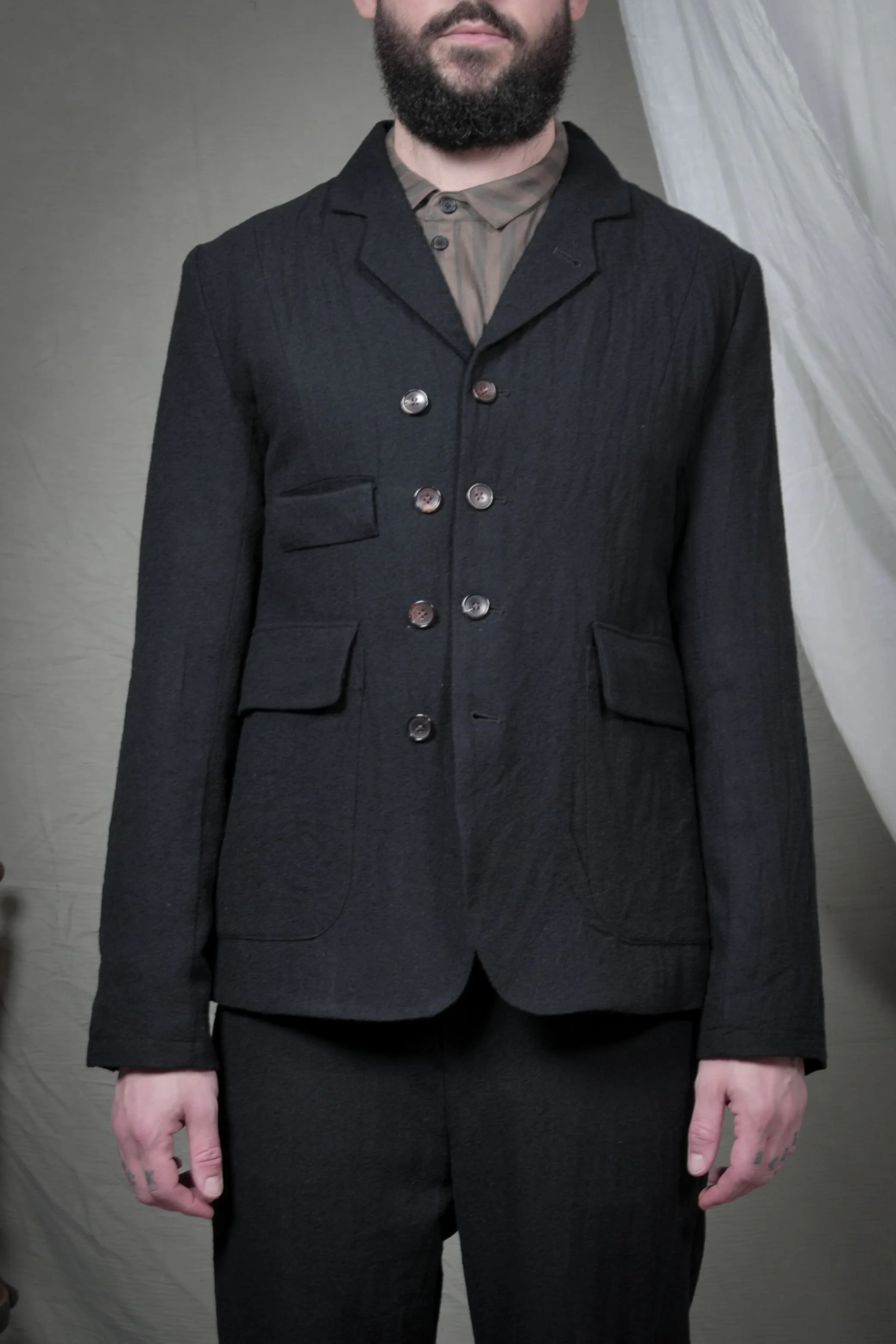 AM - AW2023 - LOOKBOOK-574.jpg