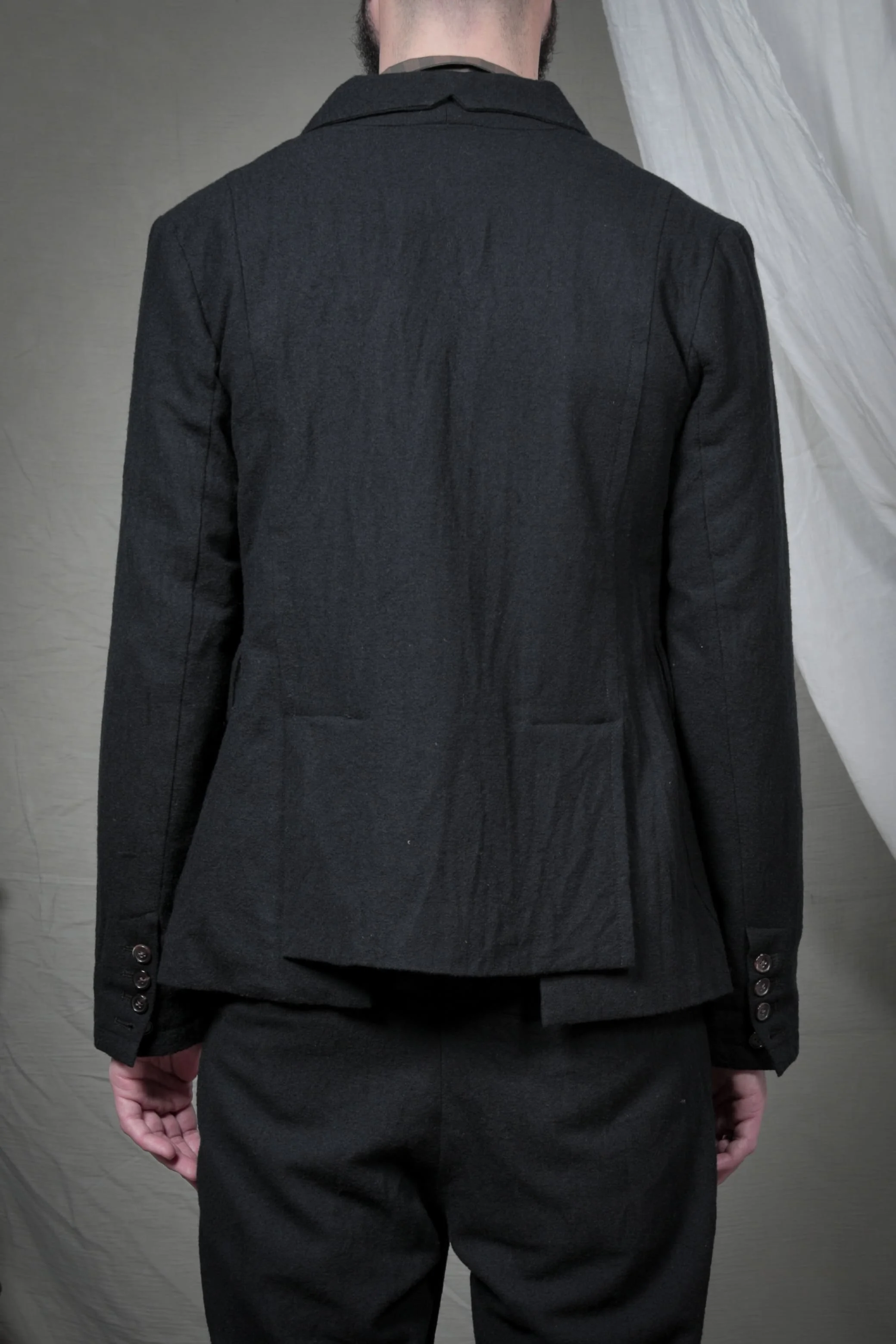 AM - AW2023 - LOOKBOOK-577.jpg